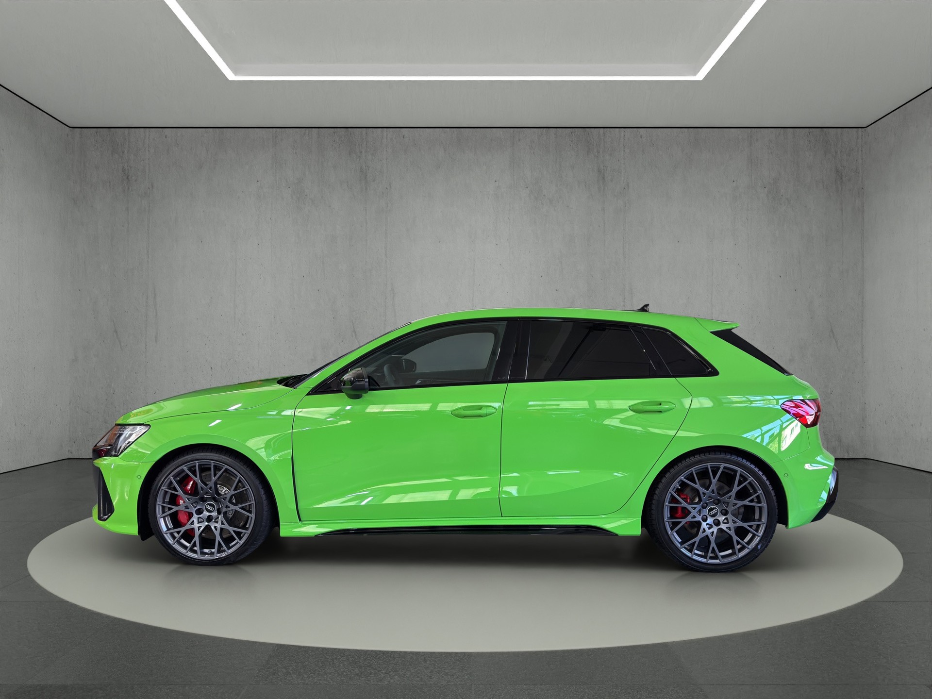 AUDI RS3 Sportback 2.5 TSI quattro S-tronic "Pano-Head Up-Matrix-RS Abgasanlage"-image-2