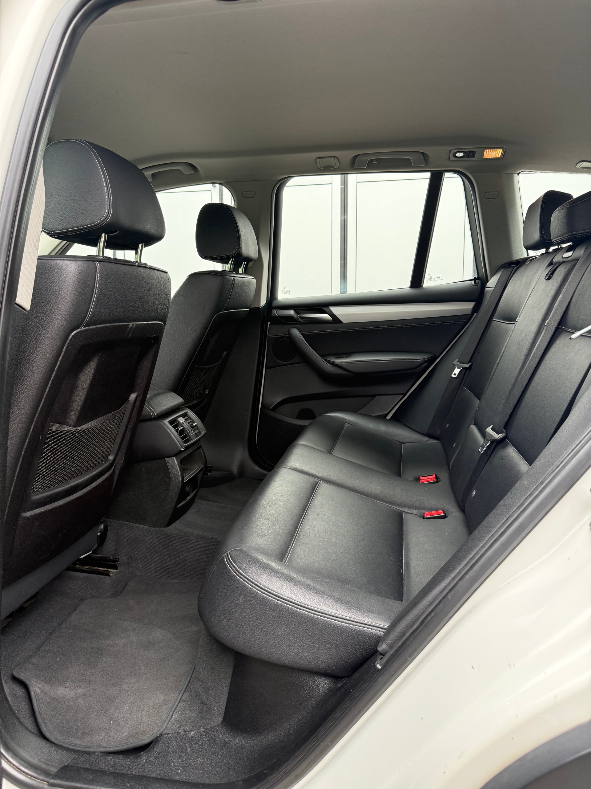 BMW X3 xDrive 35i Steptronic-image-13