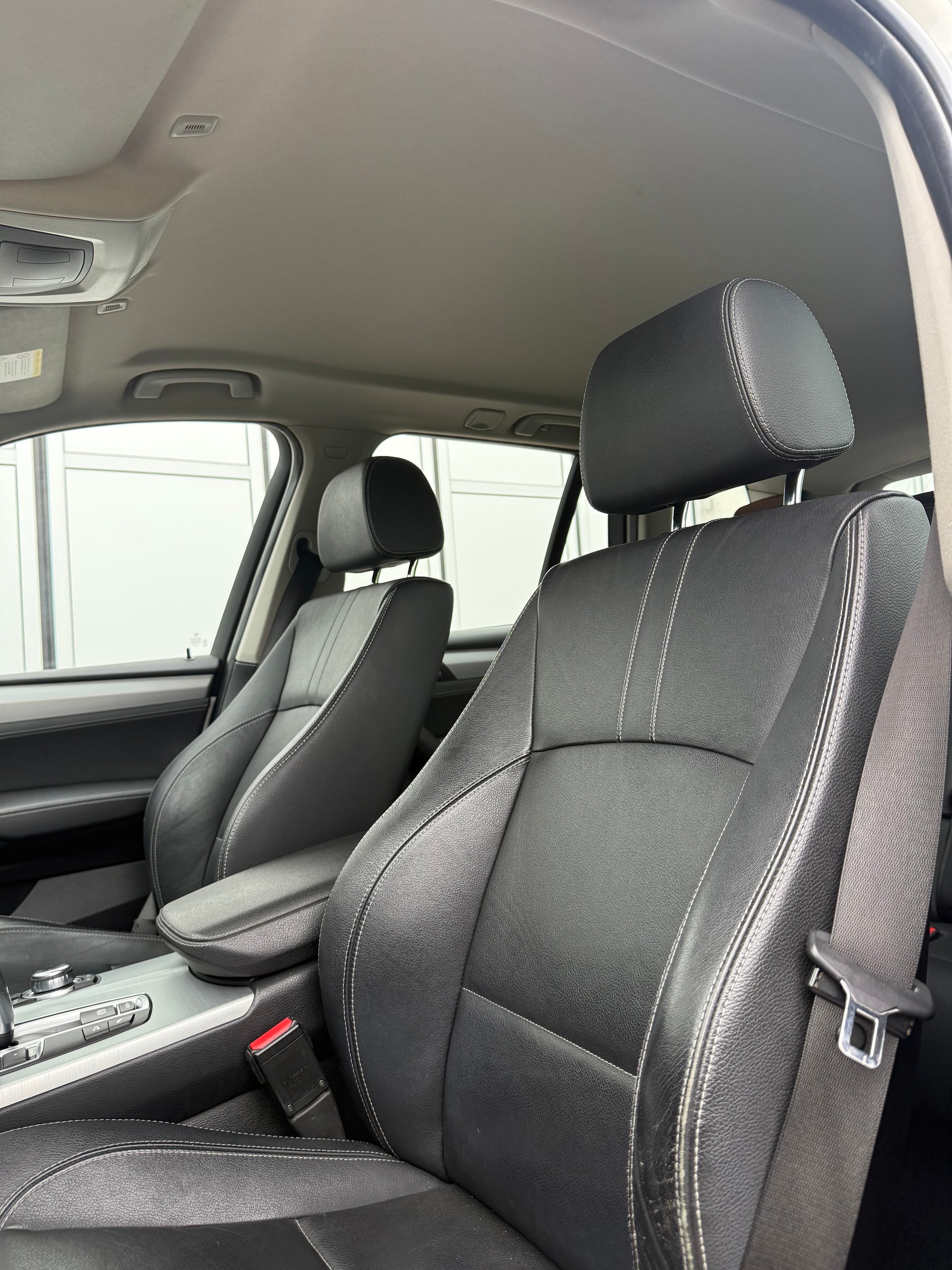 BMW X3 xDrive 35i Steptronic-image-12