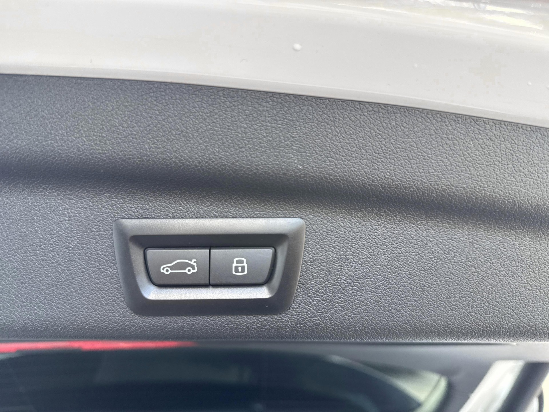 BMW 218d Active Tourer-image-18