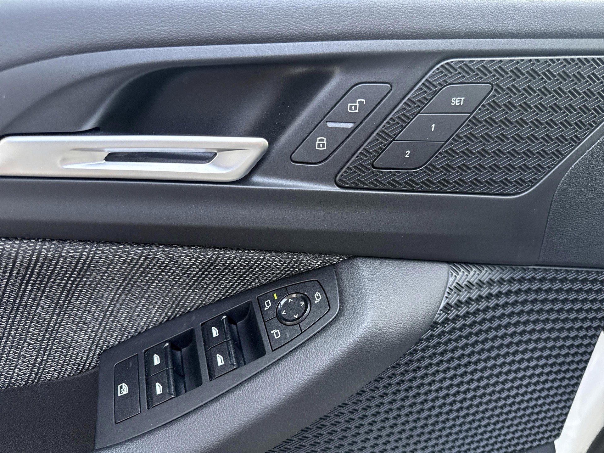 BMW 218d Active Tourer-image-19