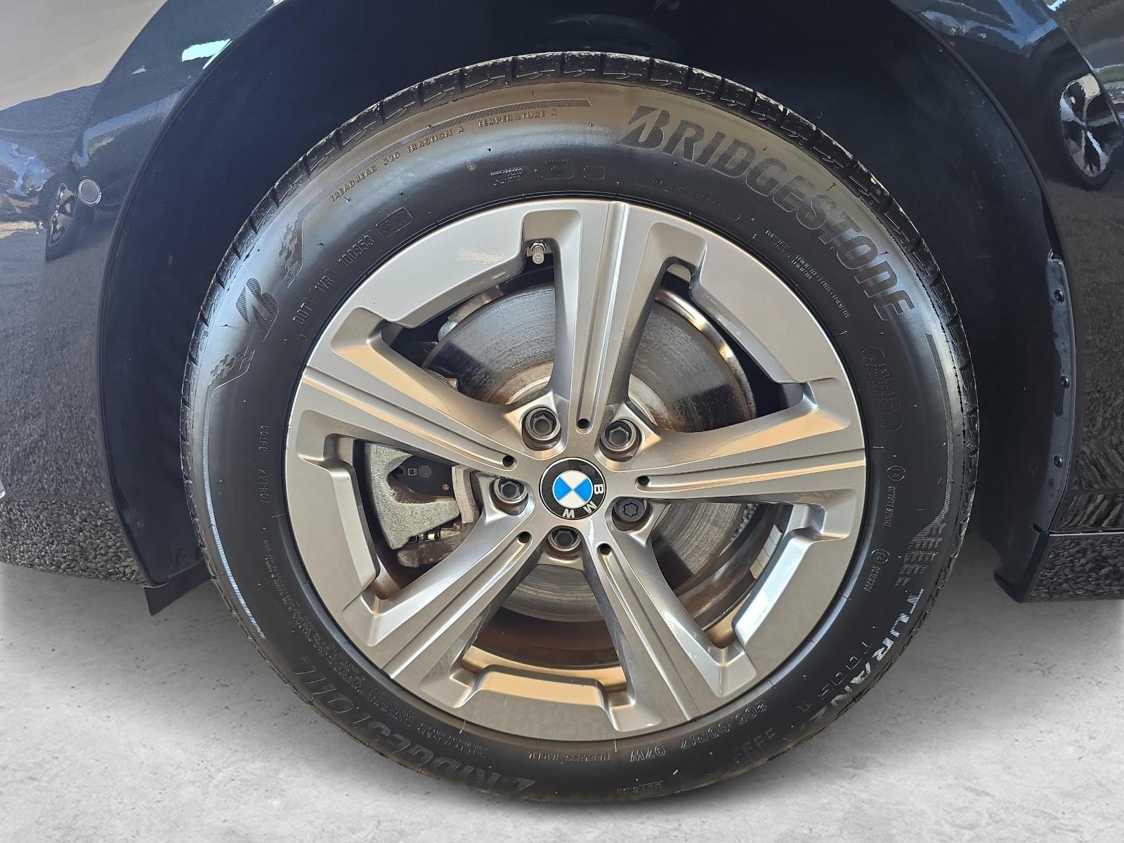 BMW 223i xDrive paddles Active Tourer-image-18