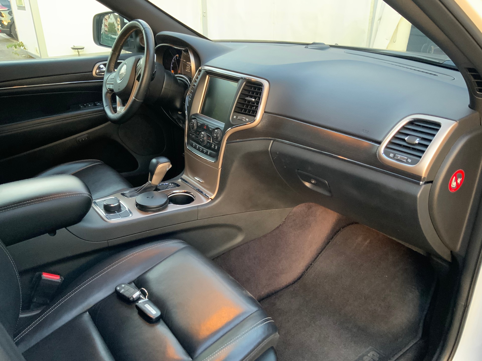 JEEP Grand Cherokee 3.0 CRD Limited Automatic-image-12