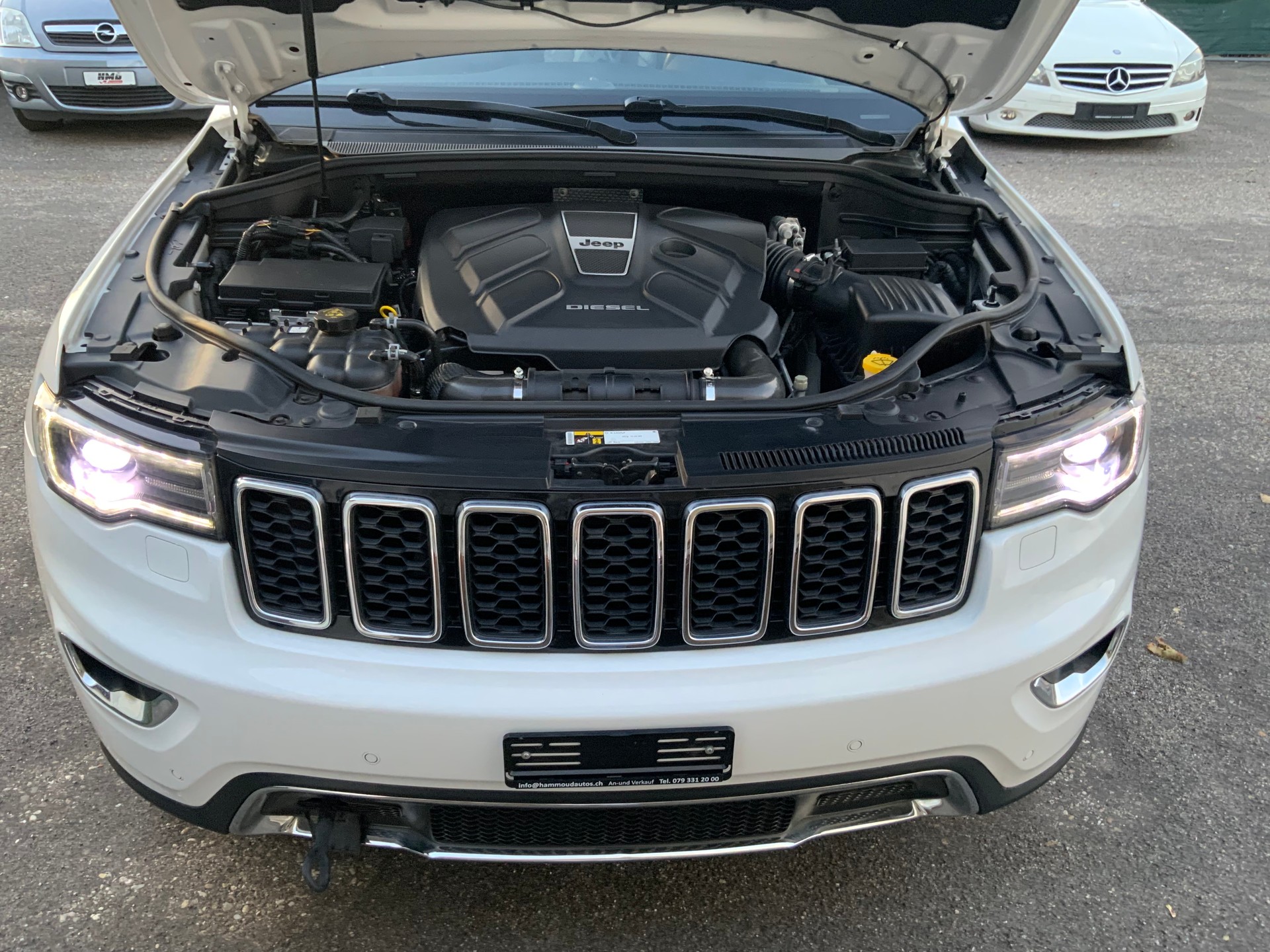 JEEP Grand Cherokee 3.0 CRD Limited Automatic-image-7