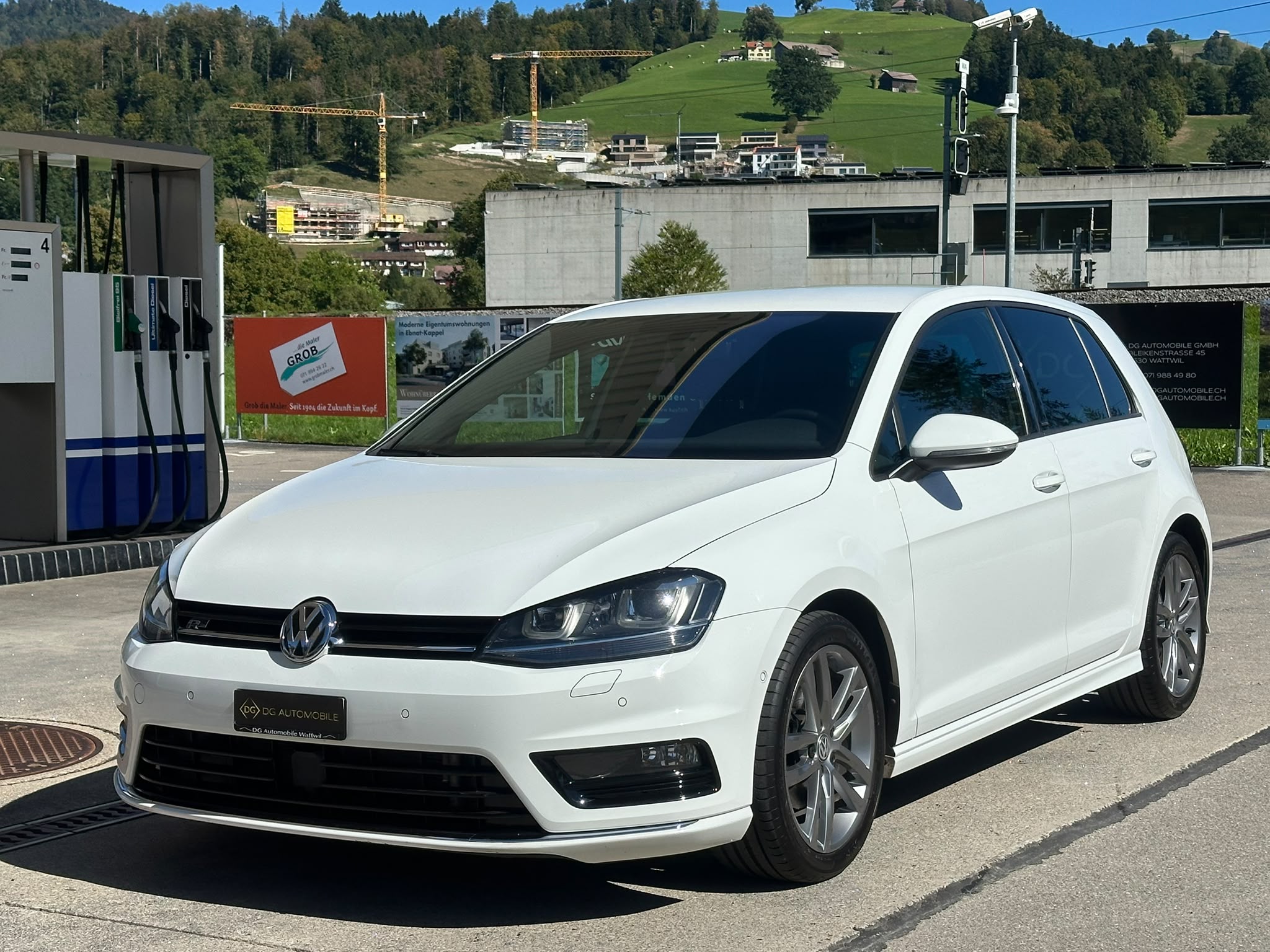 Car photo