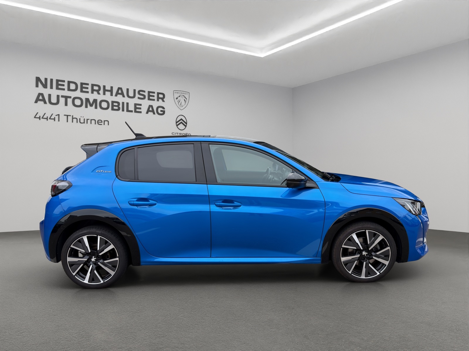 PEUGEOT 208 1.2 PureTech 130 GT Line-showroom-element-1