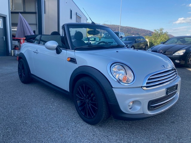 MINI Cooper Cabriolet-image-0