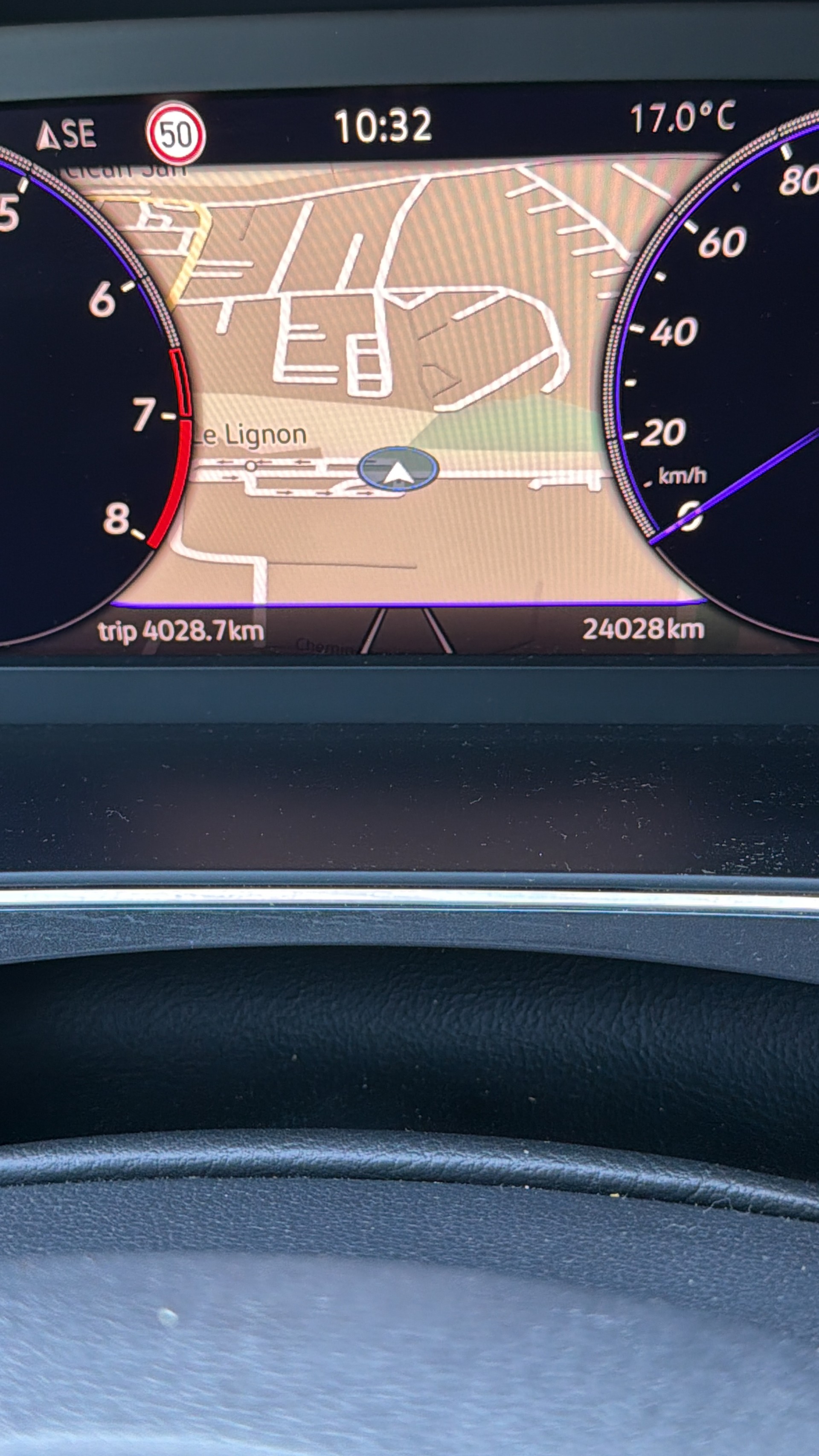 VW 1.5 TSI R-Line 2WD-image-0