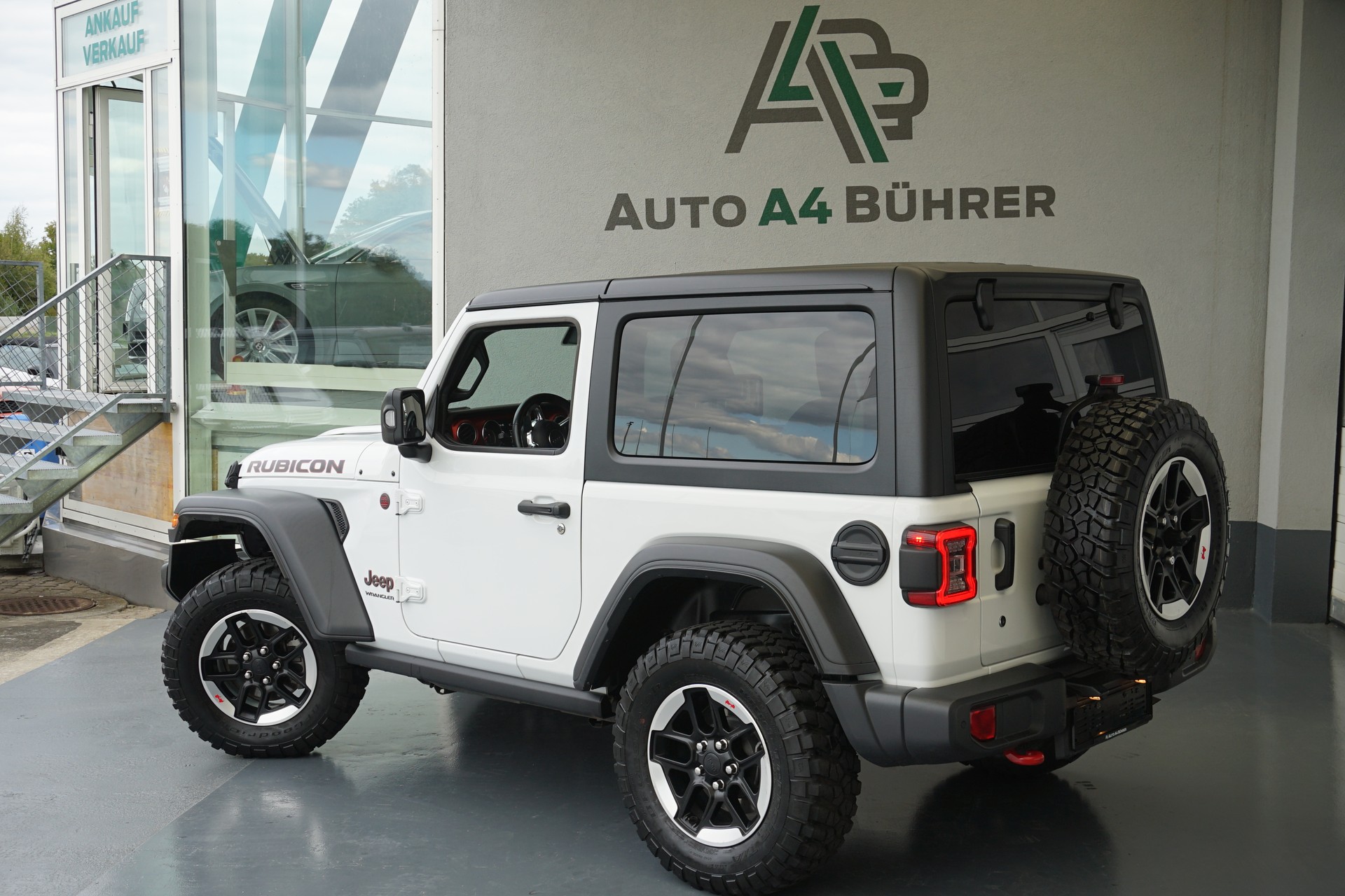 JEEP Wrangler 2.0 Rubicon-image-5