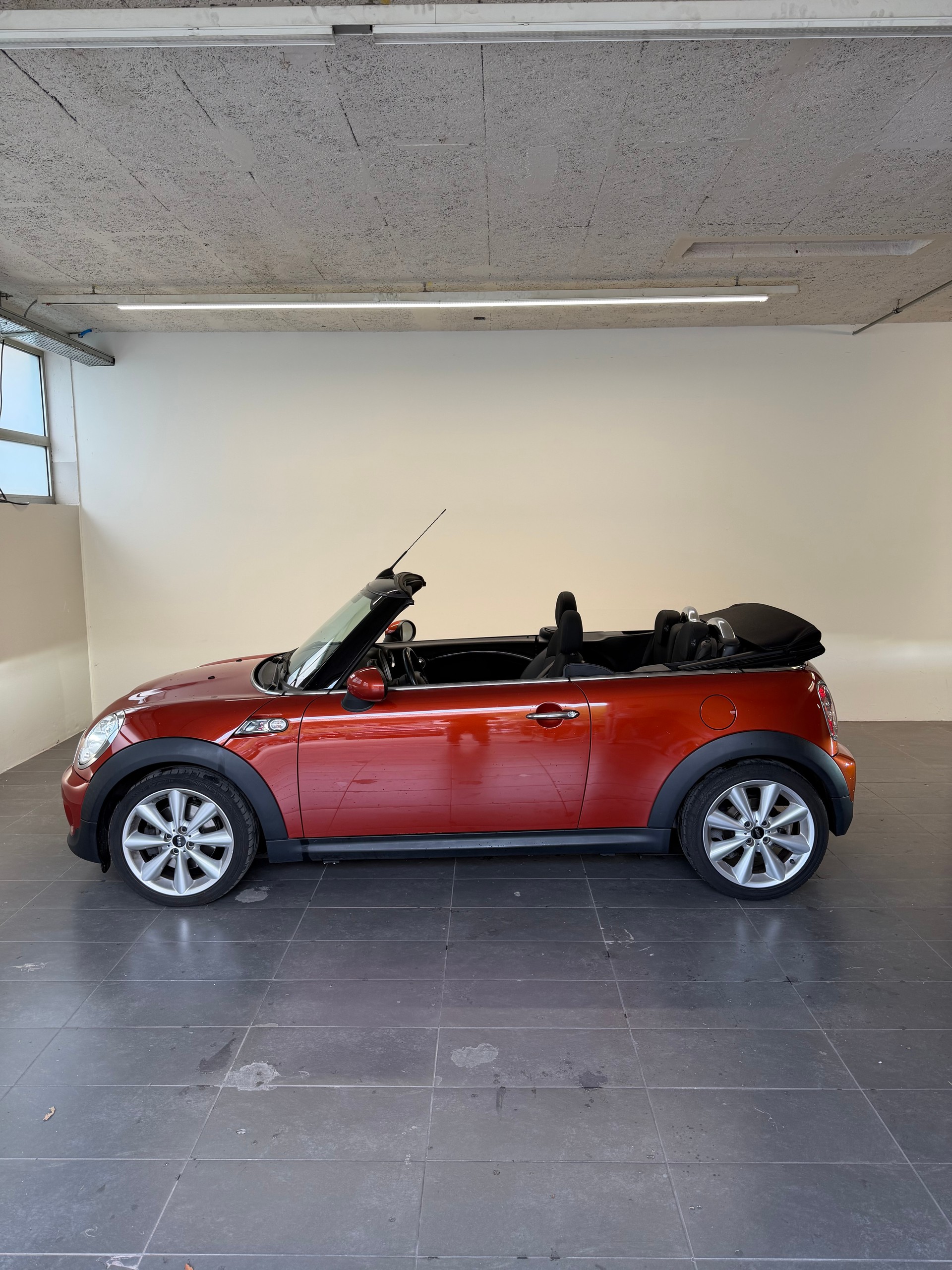 MINI Cooper S Cabriolet-image-4