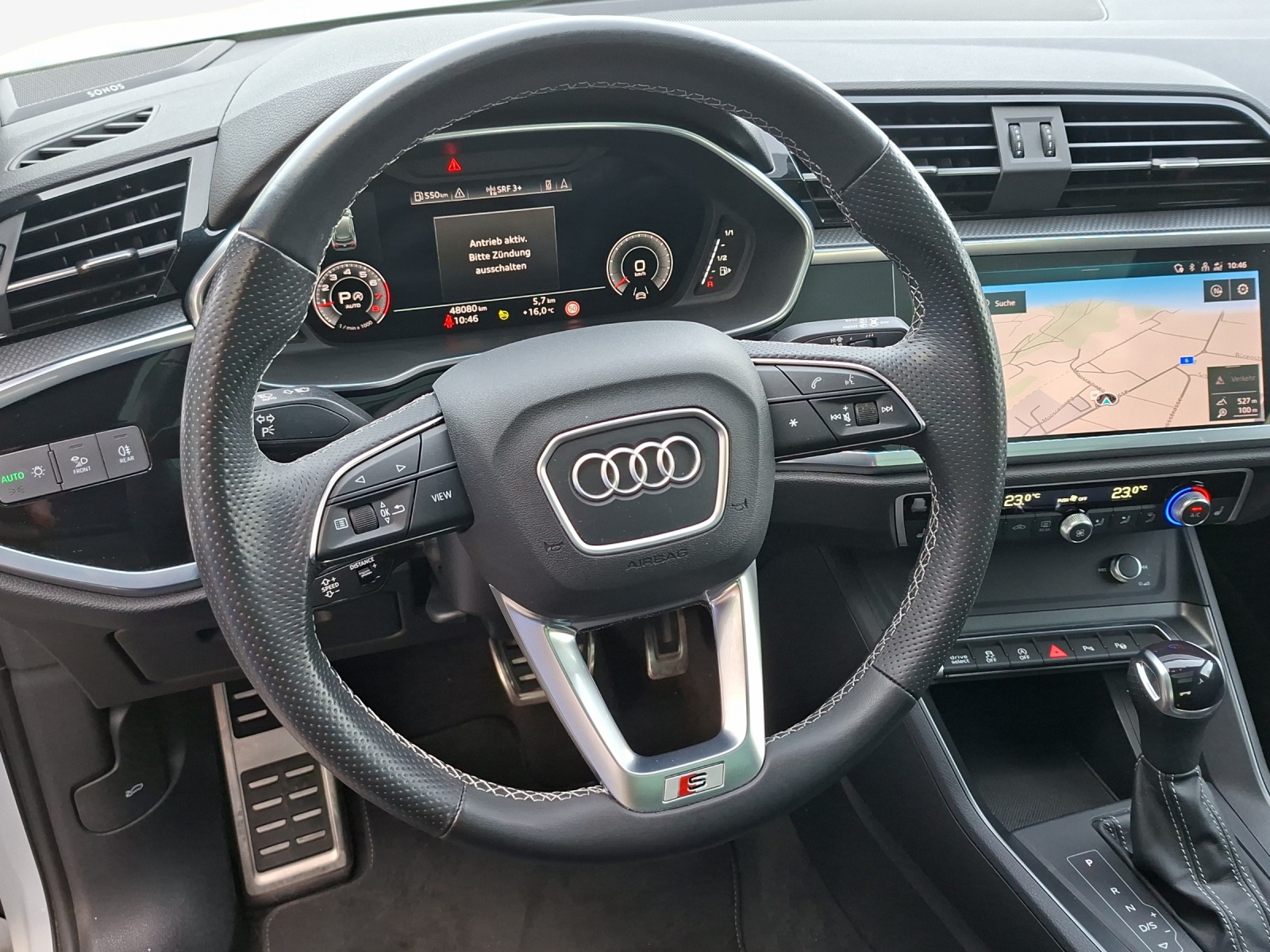 AUDI Q3 40 TFSI S line quattro S-tronic-image-9