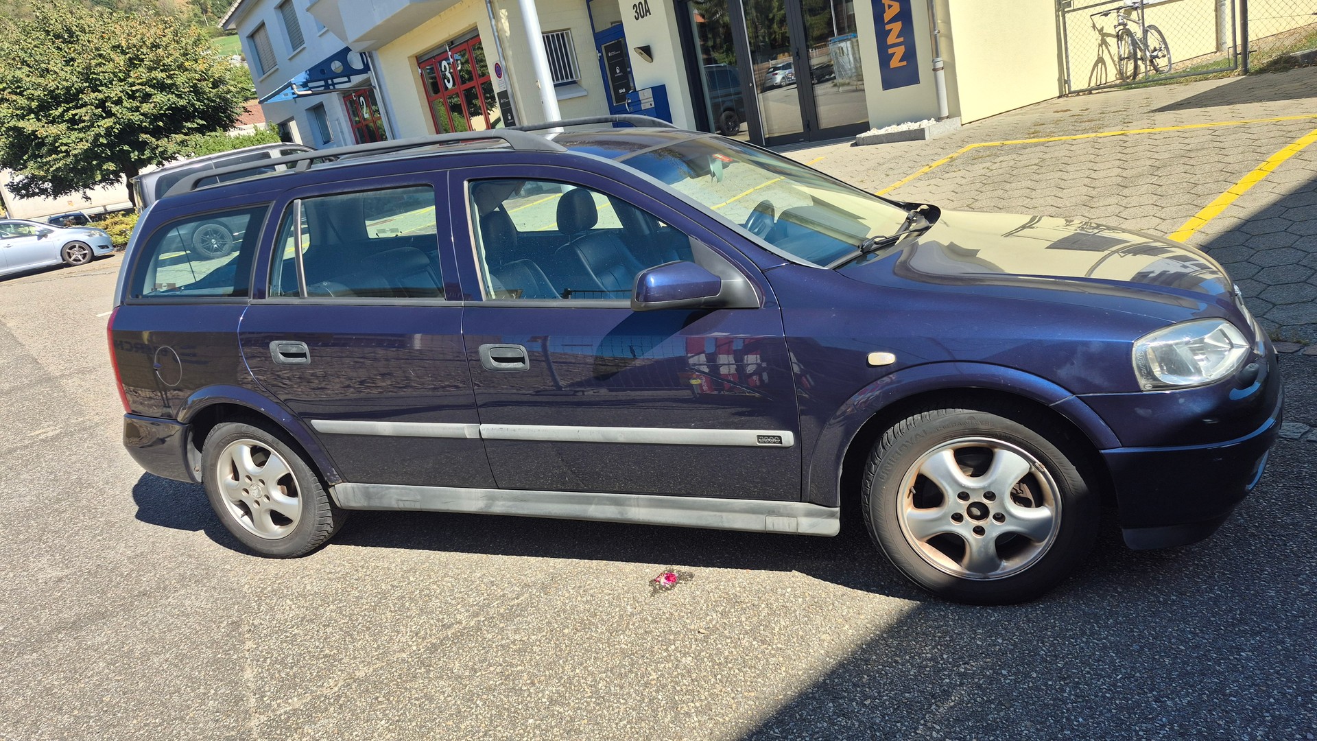 OPEL Astra Caravan 2.2i 16V Edition 2000 Navi-image-2