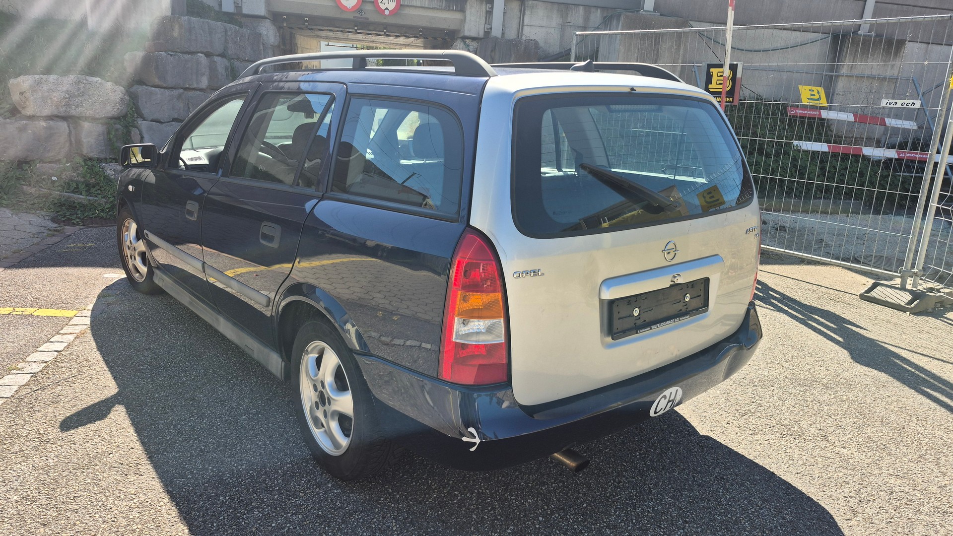OPEL Astra Caravan 2.2i 16V Edition 2000 Navi-image-5