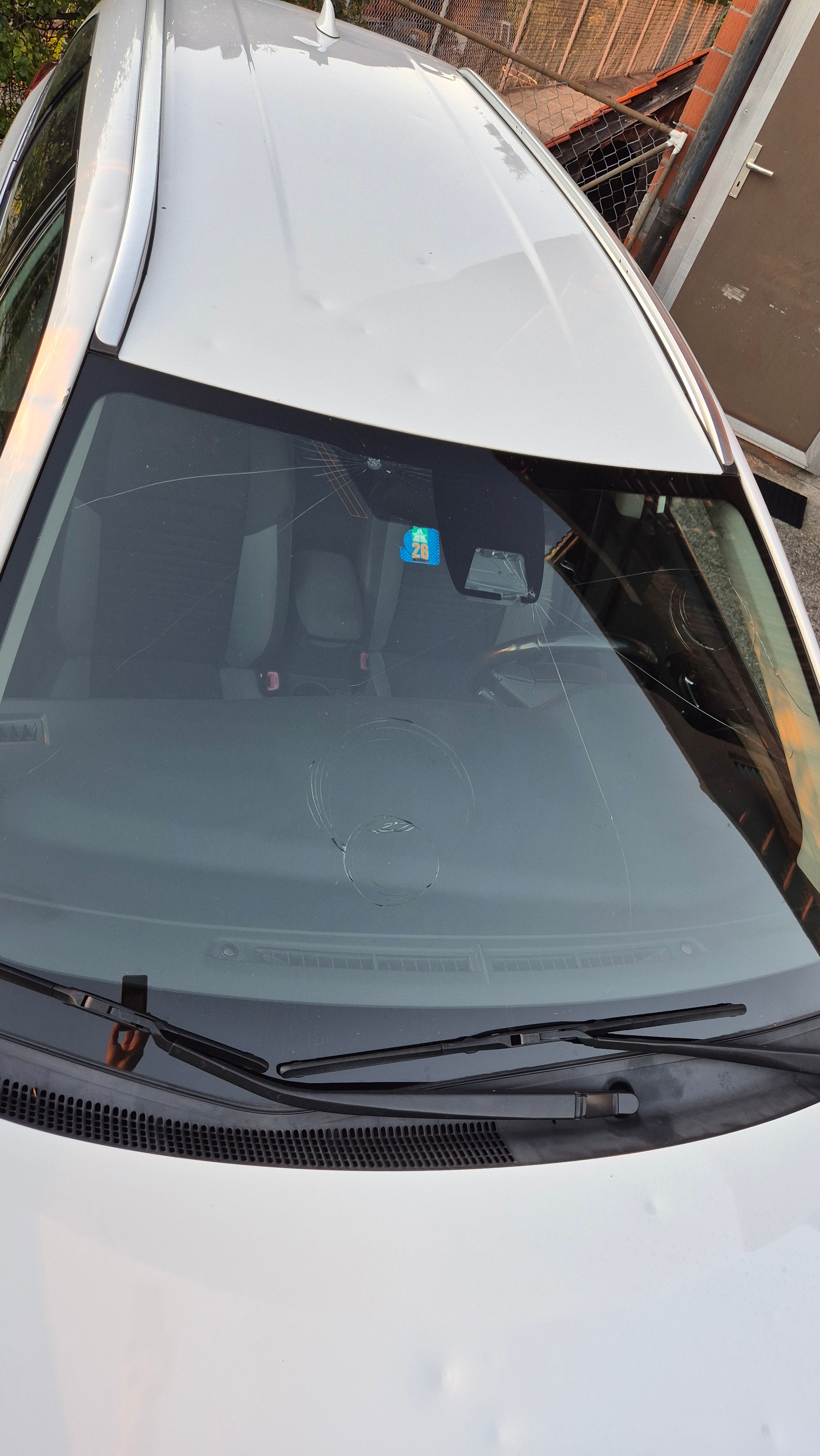 TOYOTA Auris Touring Sports 1.8 HSD Style e-CVT-image-14