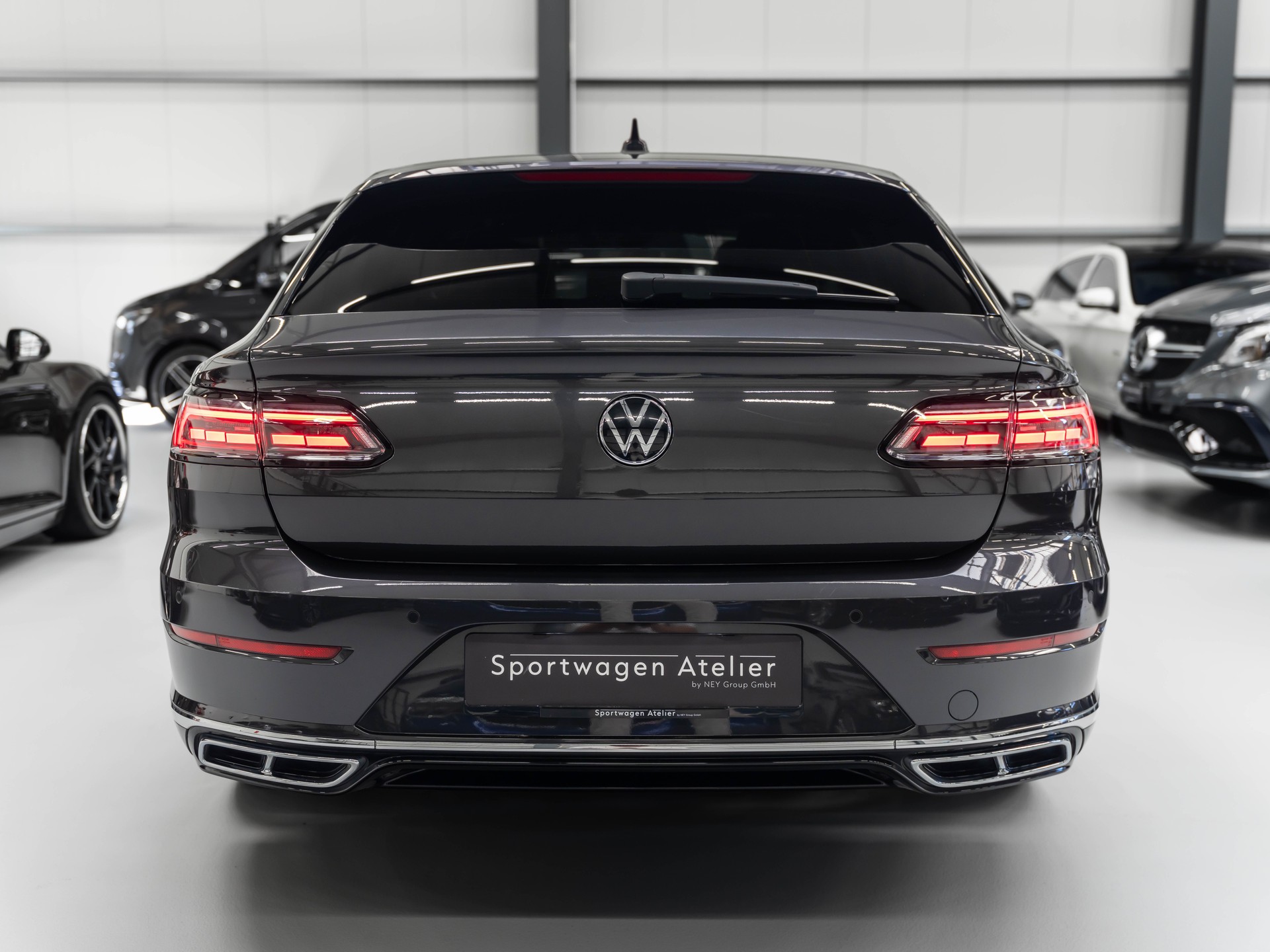 VW Arteon 2.0 TSI BMT R-Line DSG-image-2