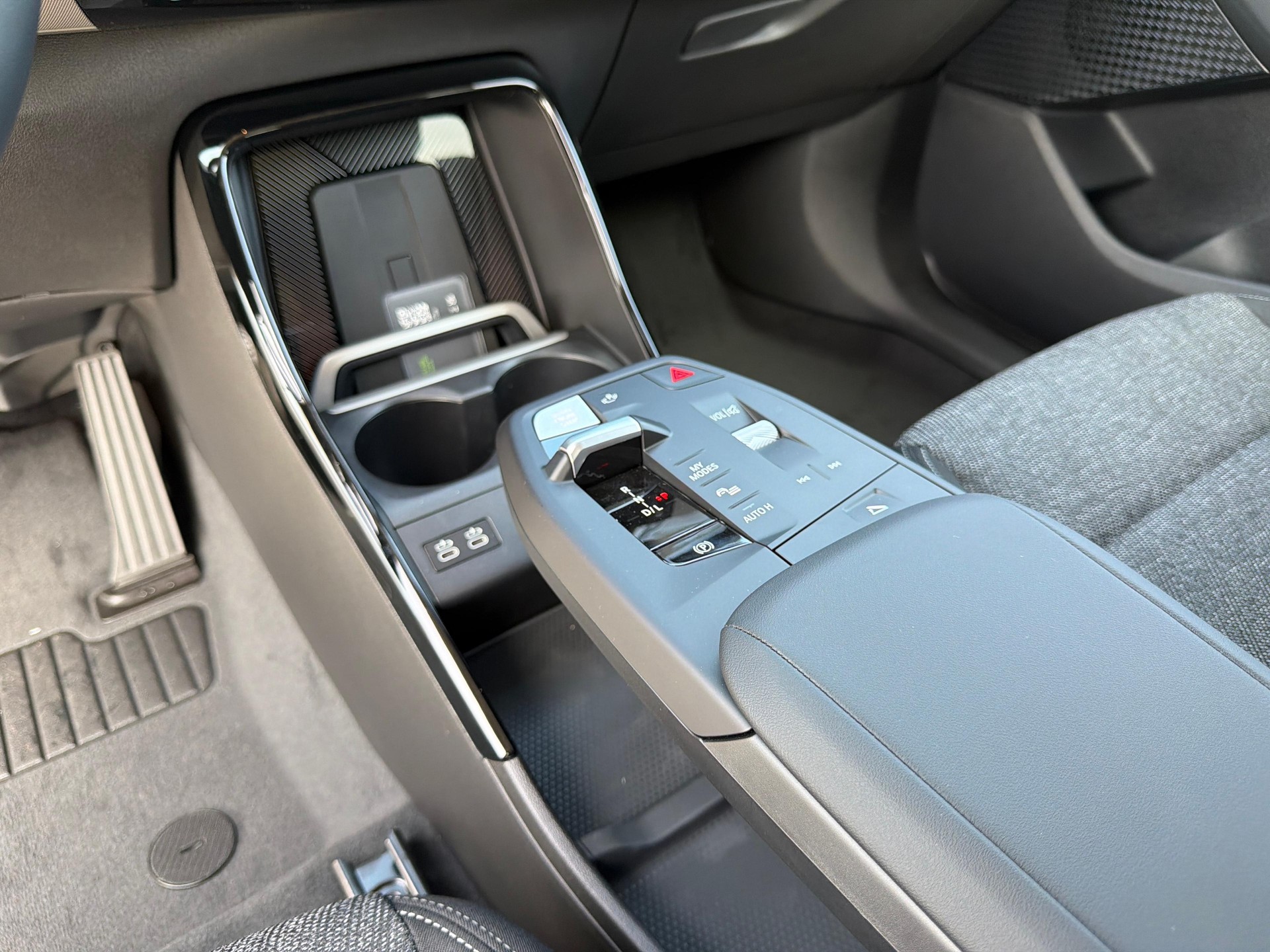 BMW 218d Active Tourer-image-14
