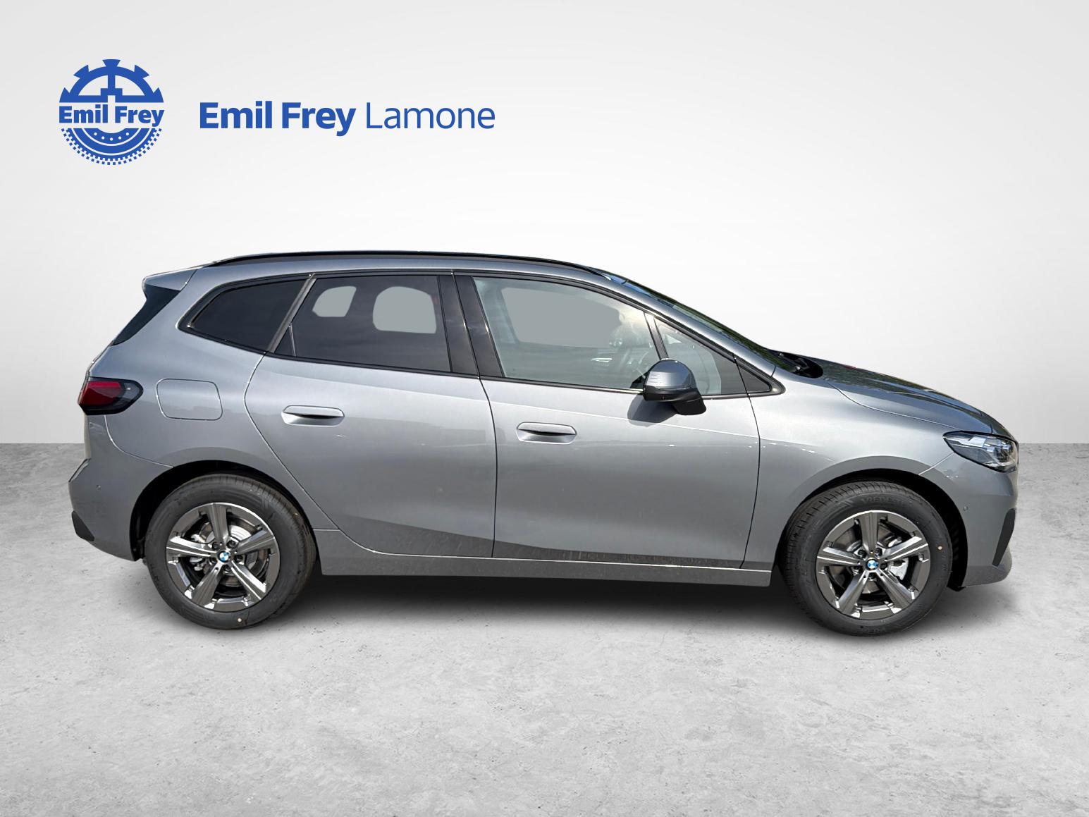 BMW 218d Active Tourer-image-5
