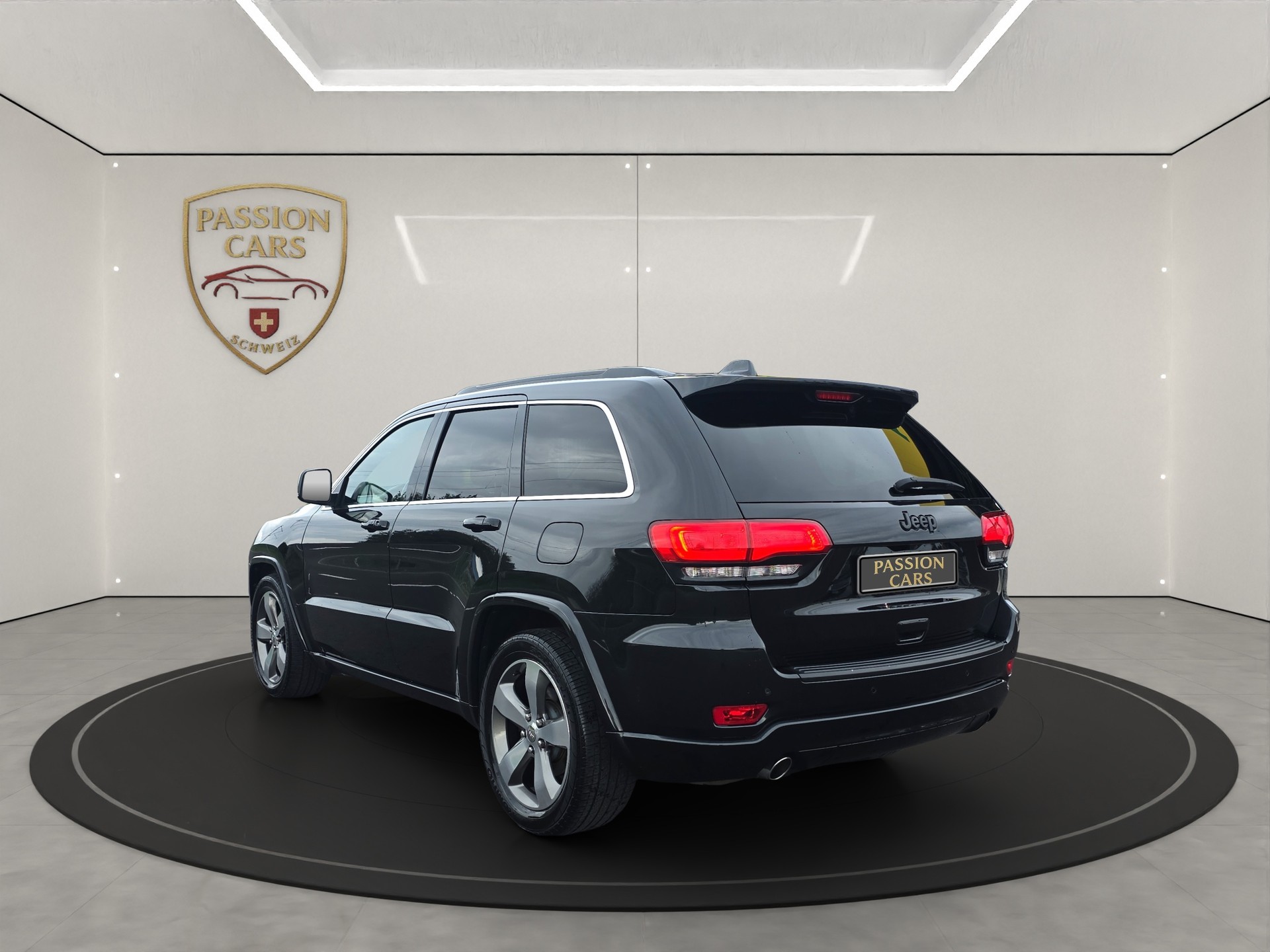 JEEP Grand Cherokee 3.0 CRD Overland Automatic-image-2