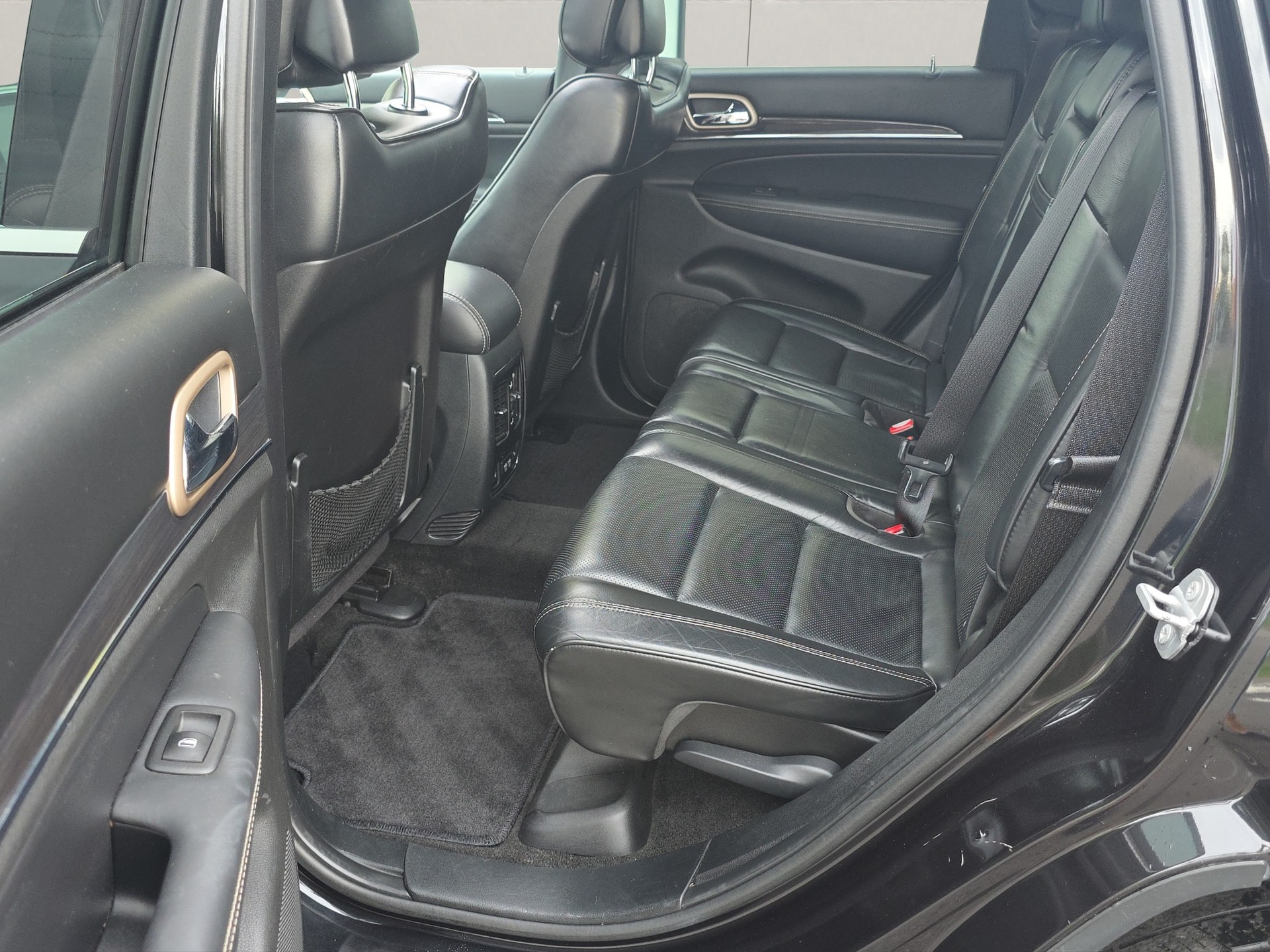 JEEP Grand Cherokee 3.0 CRD Overland Automatic-image-9