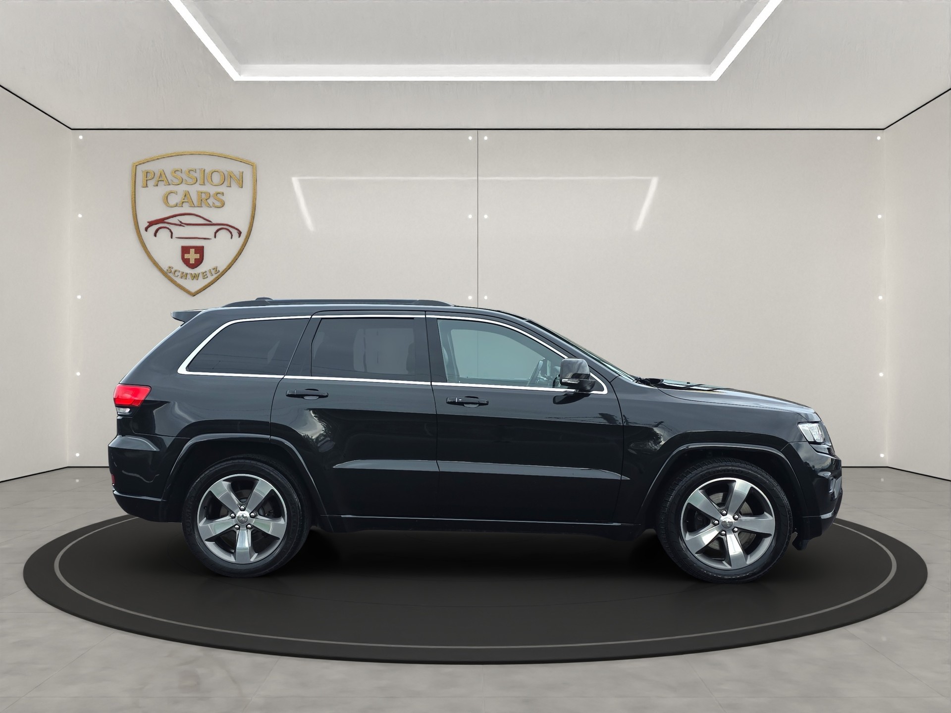 JEEP Grand Cherokee 3.0 CRD Overland Automatic-image-5