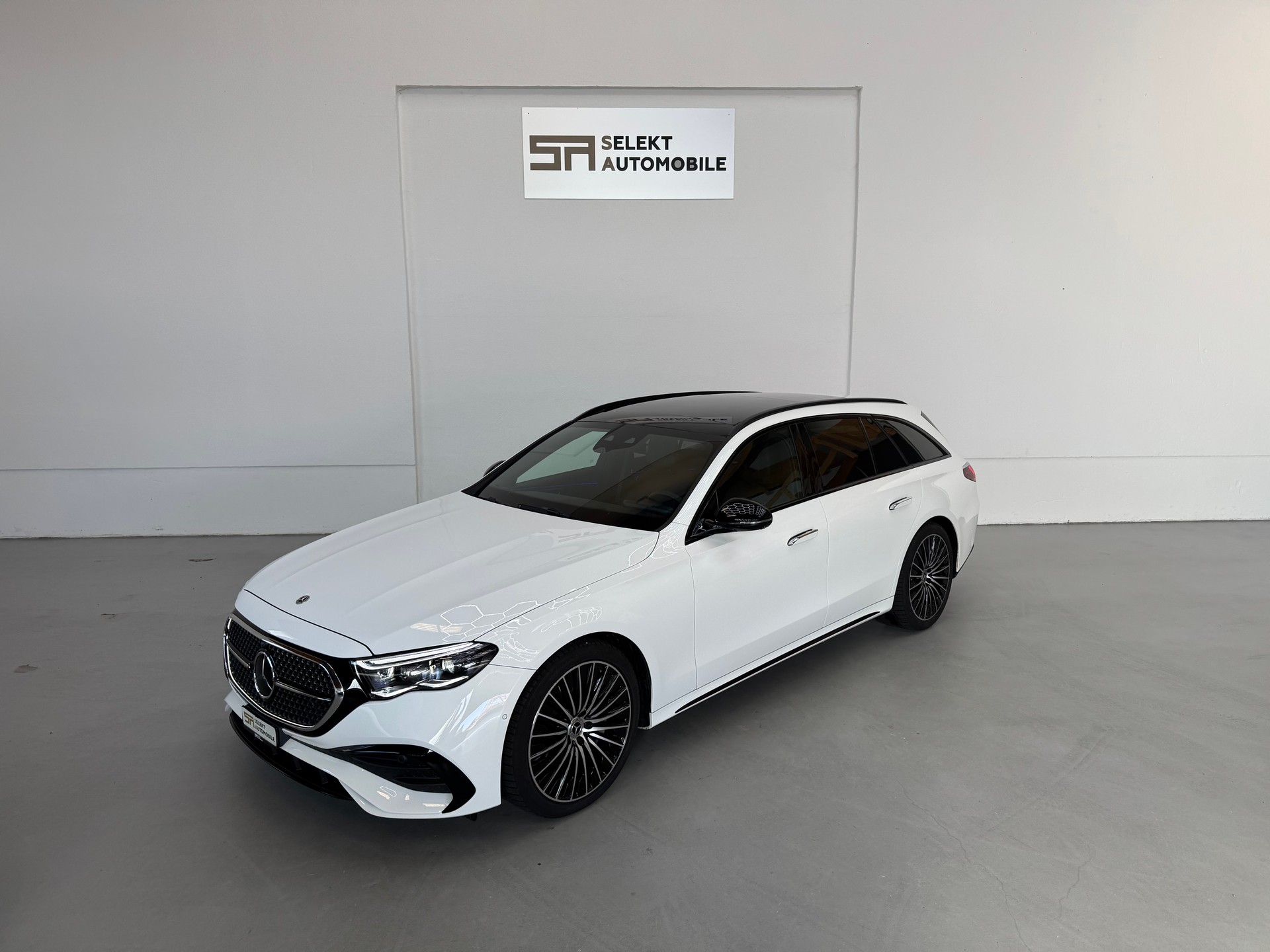 MERCEDES-BENZ E 220 d T 4Matic 9G-Tronic AMG Line