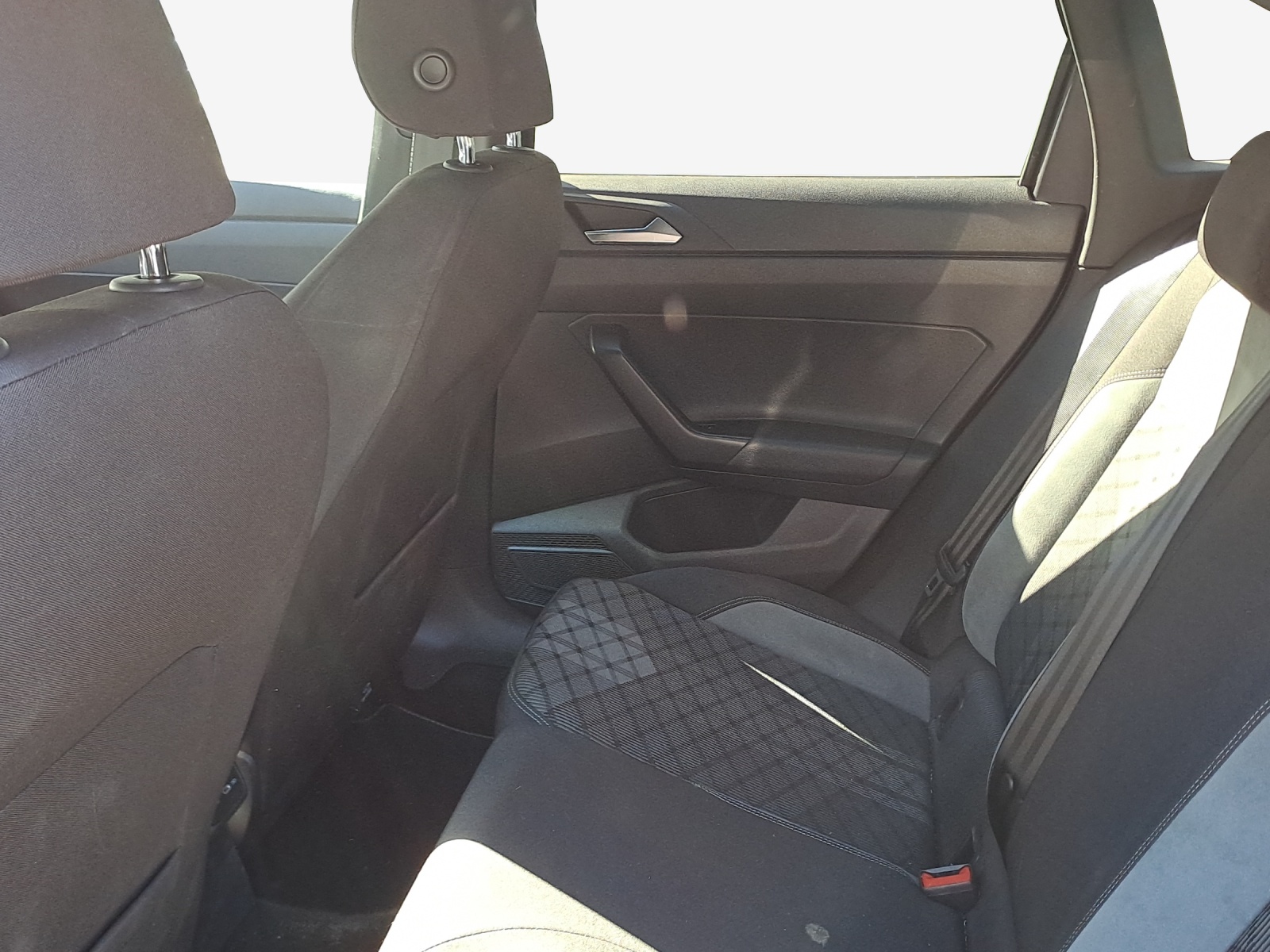 VW Taigo 1.5 TSI R-Line DSG-image-11