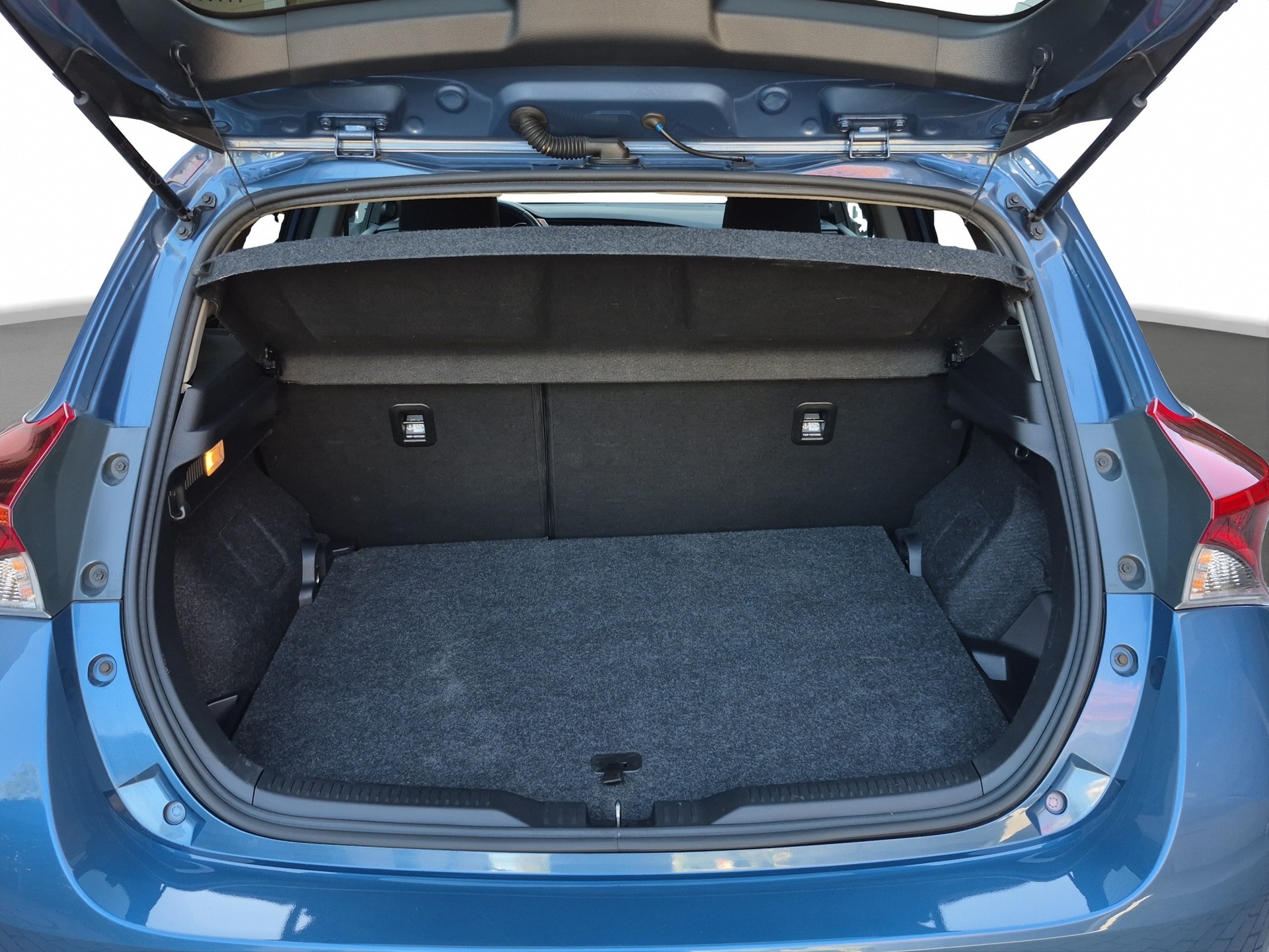 TOYOTA Auris 1.8 HSD Trend e-CVT *Anhängerkupplung/Garantie*-image-11
