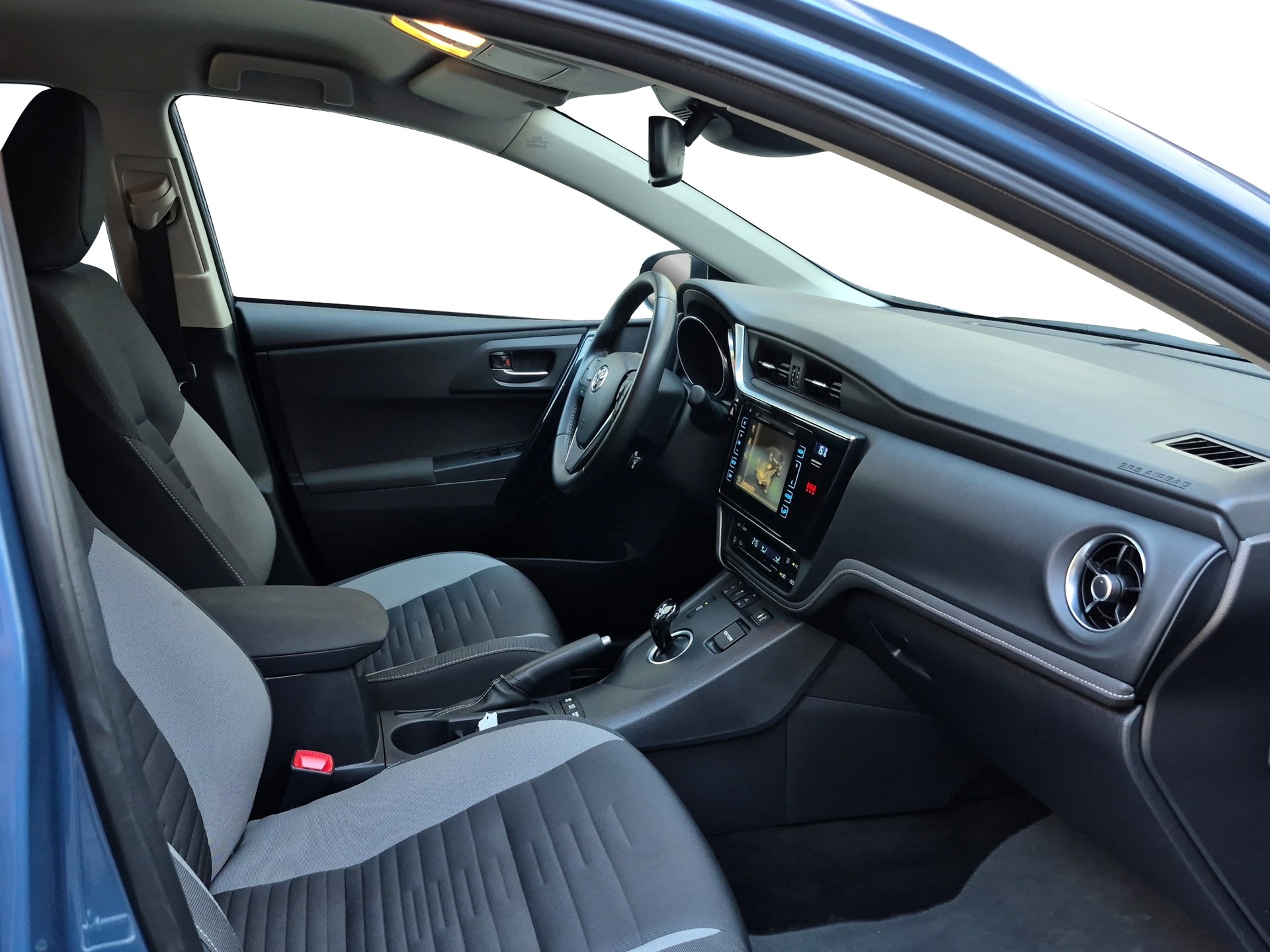 TOYOTA Auris 1.8 HSD Trend e-CVT *Anhängerkupplung/Garantie*-image-6