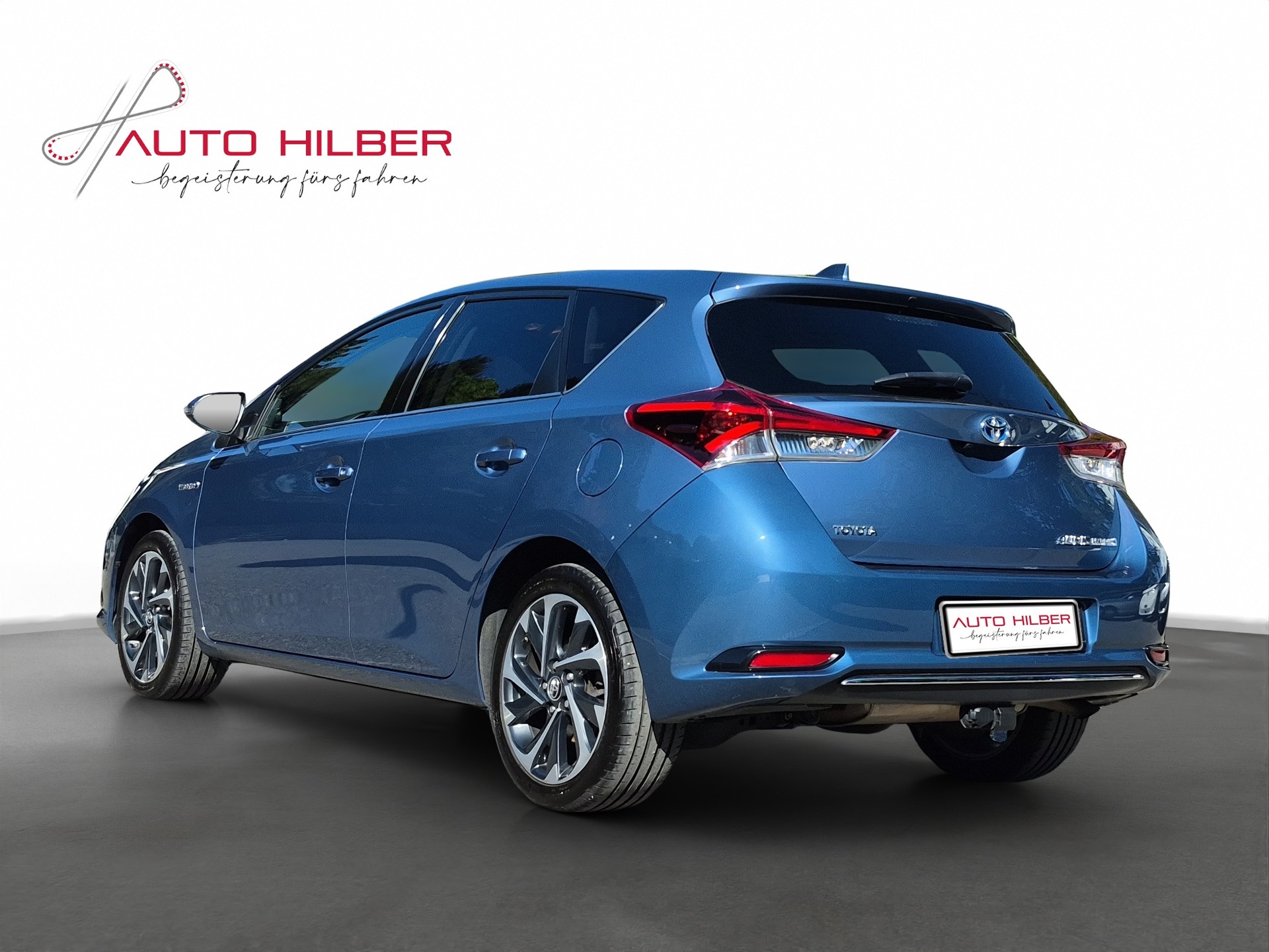 TOYOTA Auris 1.8 HSD Trend e-CVT *Anhängerkupplung/Garantie*-image-3