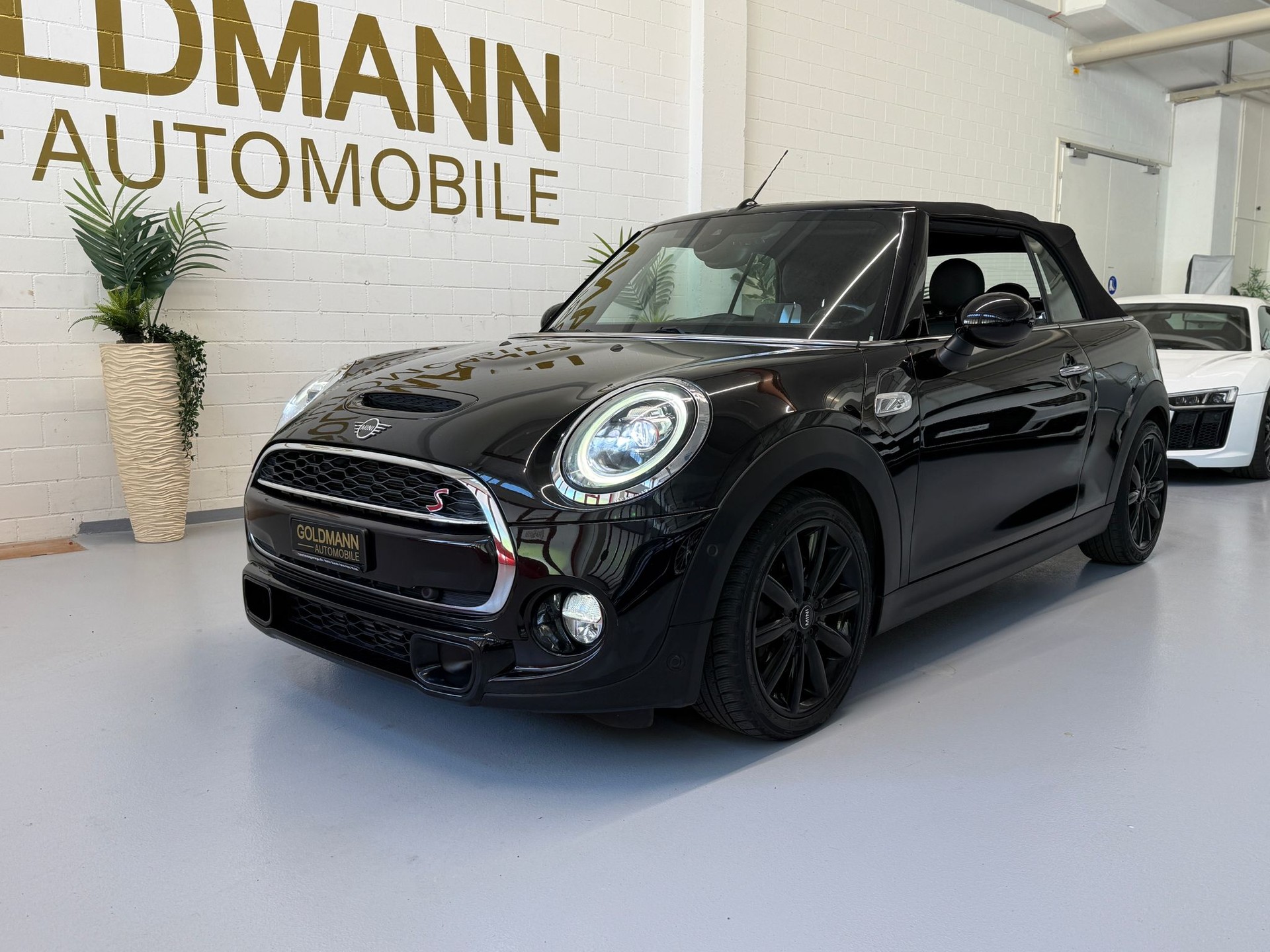 MINI Cooper SD Cabriolet Steptronic-image-12