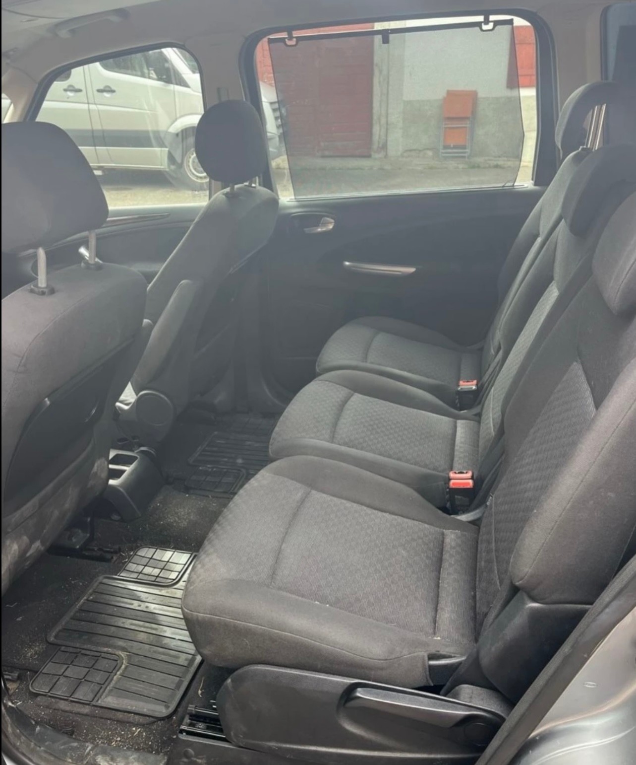 FORD Galaxy 2.3i Ambiente Automatic-image-7