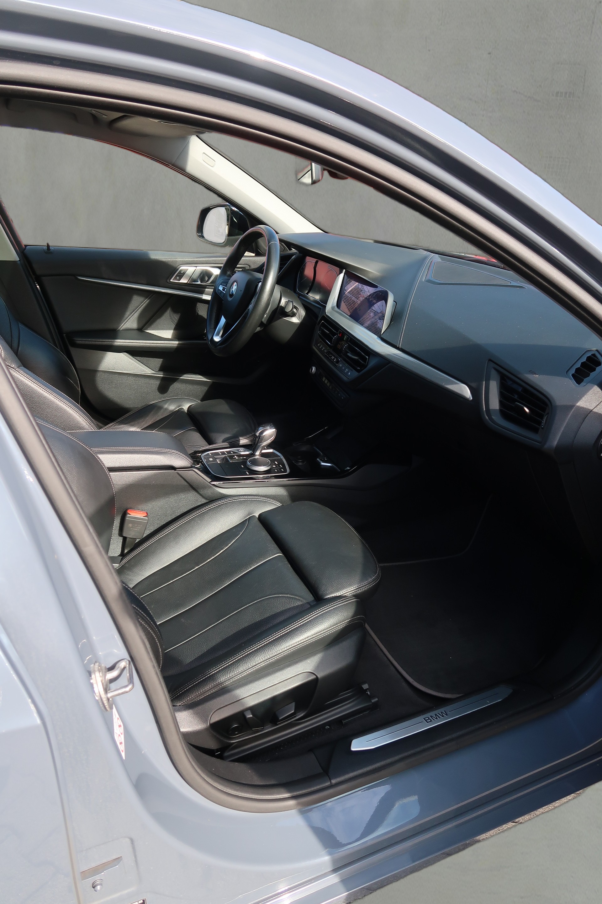 BMW 120d xDrive Steptronic Sport Line-image-10