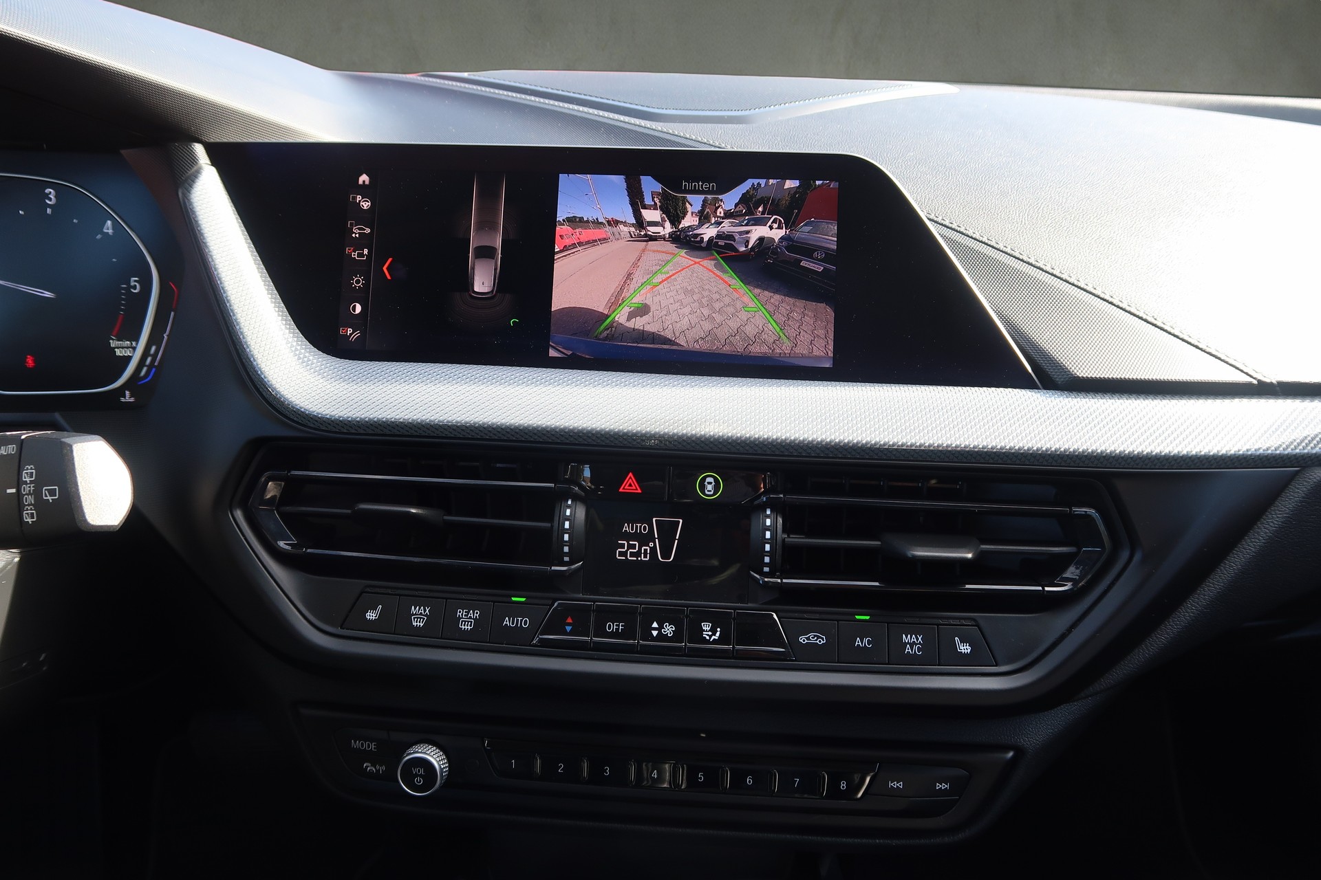 BMW 120d xDrive Steptronic Sport Line-image-15