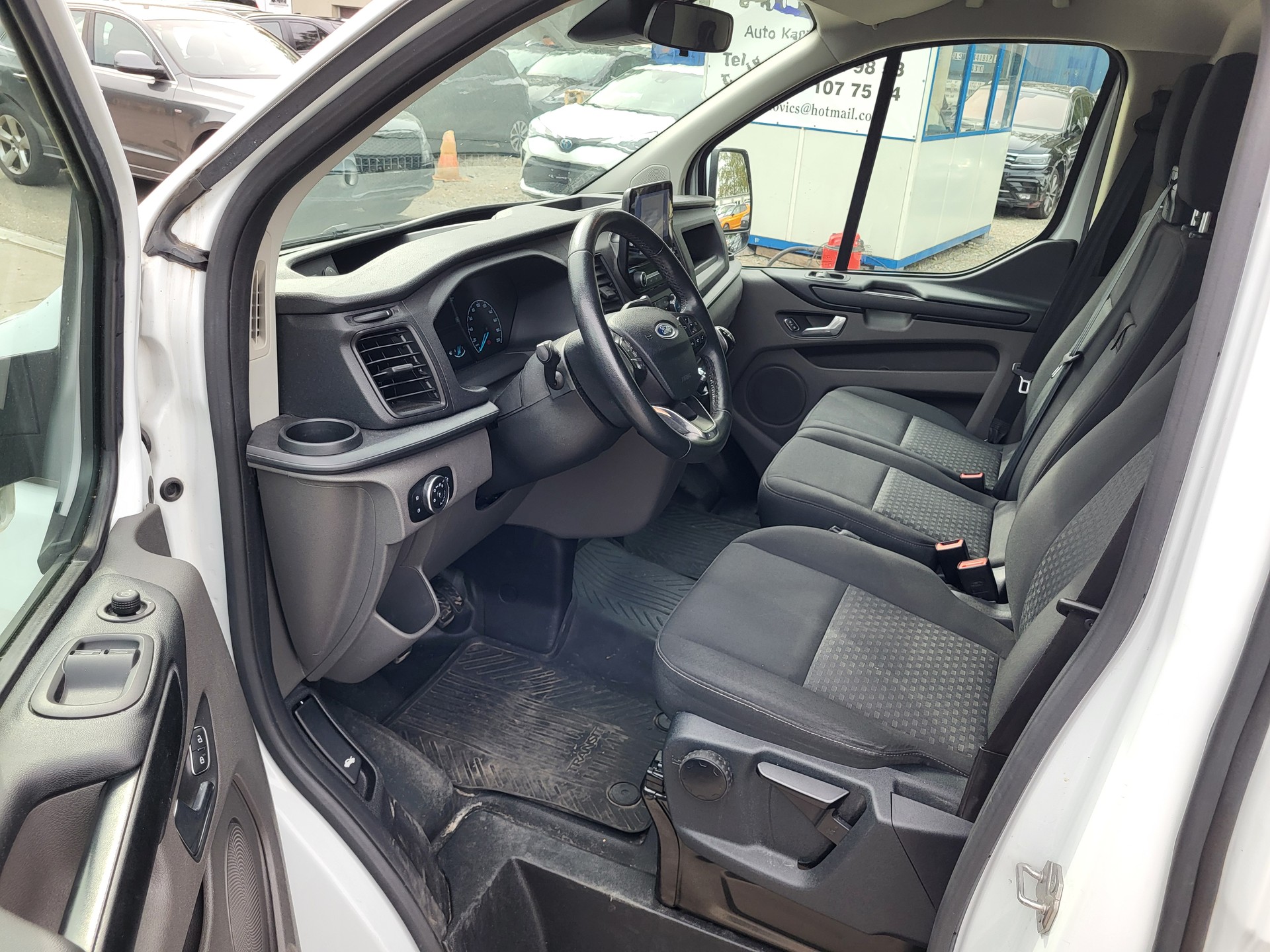 FORD Transit Custom Van 280 L1H1Trend-image-5