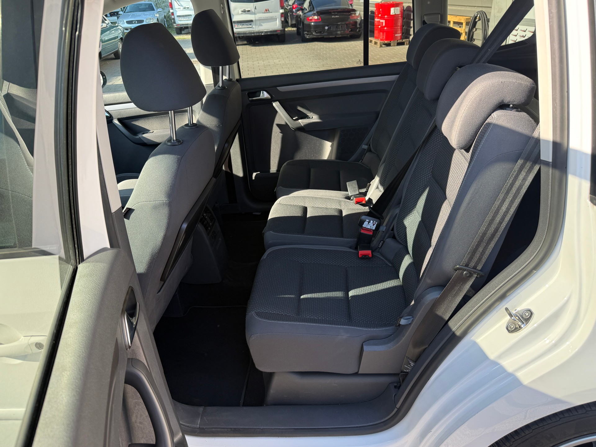 VW Touran 1.4 TSI Comfortline-image-8