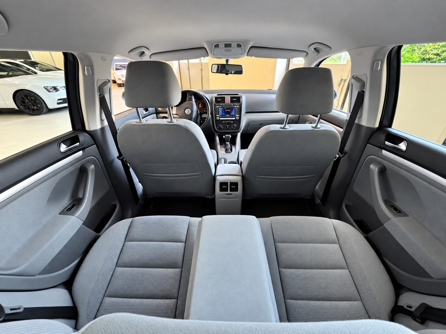 VW Golf Variant 1.4 TSI Comfortline DSG-image-24