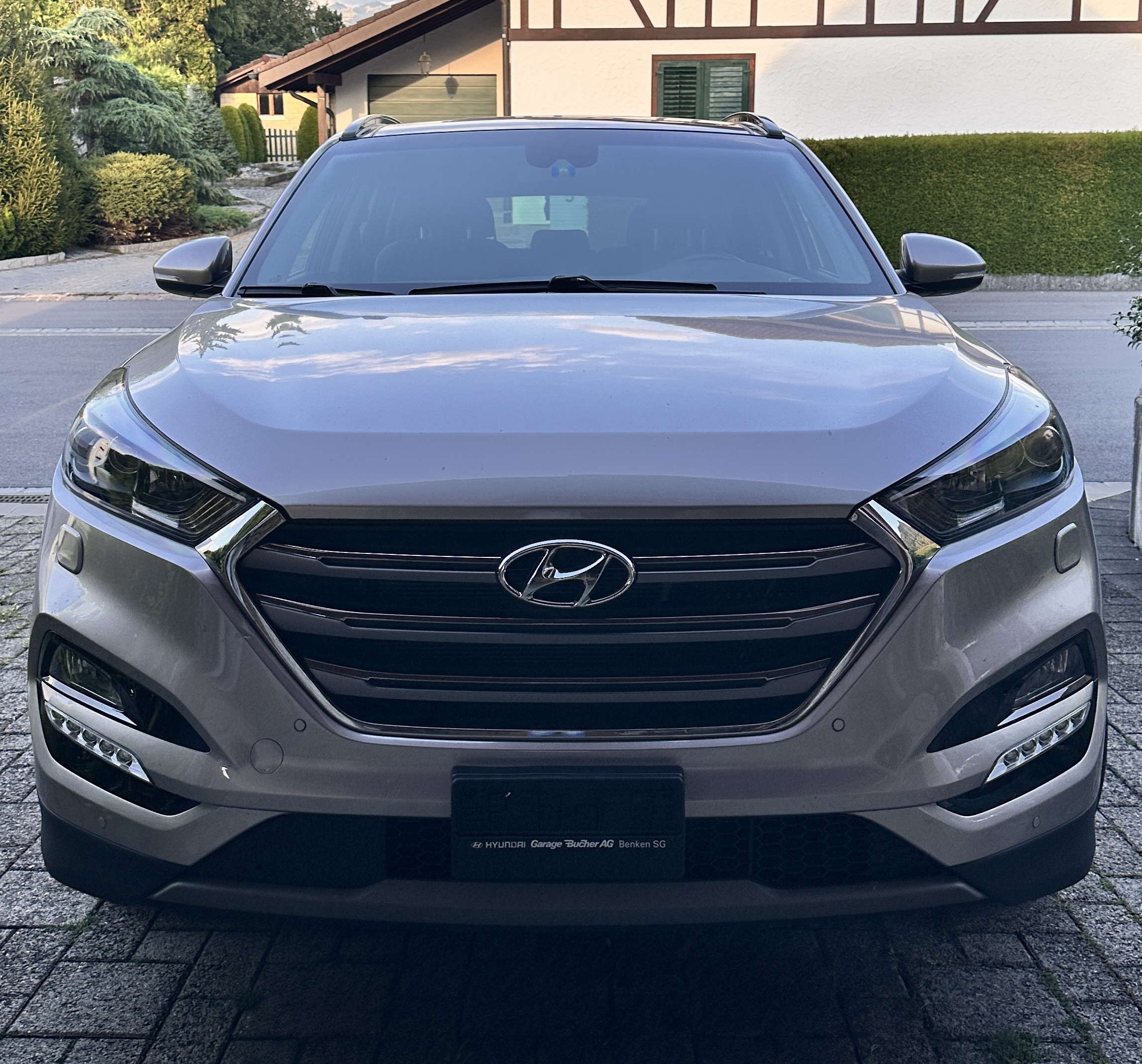 Car photo
