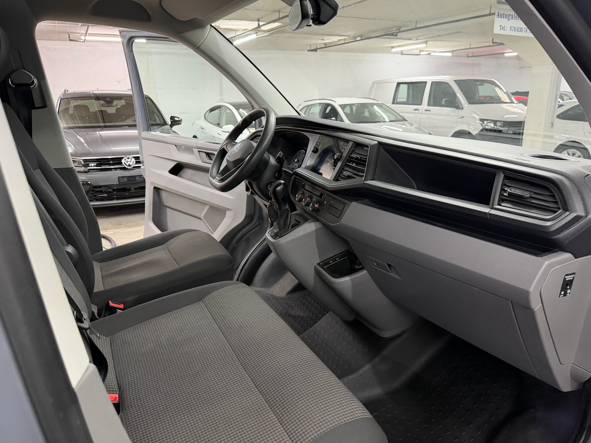 VW T6.1 2.0 Bi-TDI 4Motion DSG-image-15