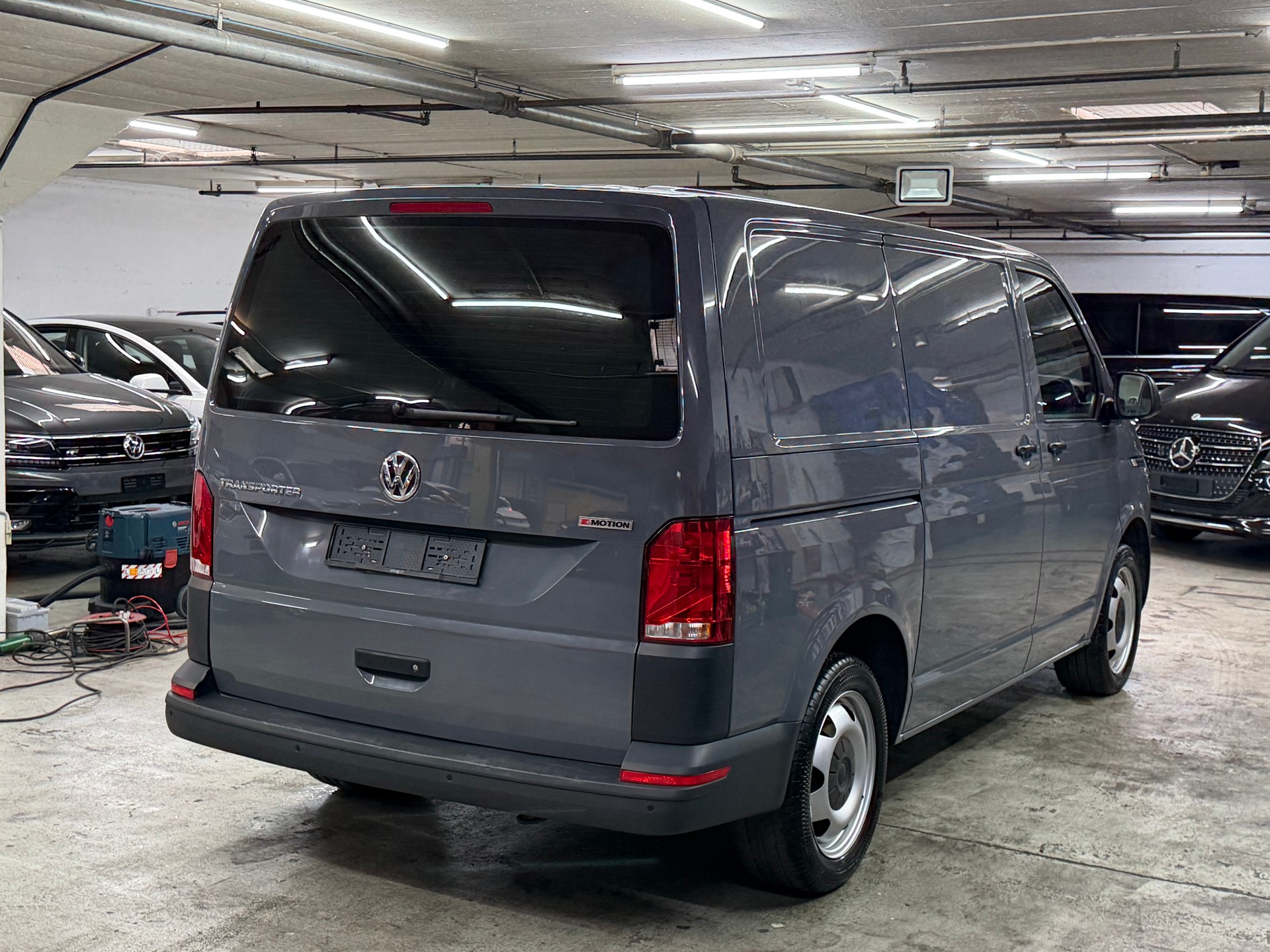 VW T6.1 2.0 Bi-TDI 4Motion DSG-image-8