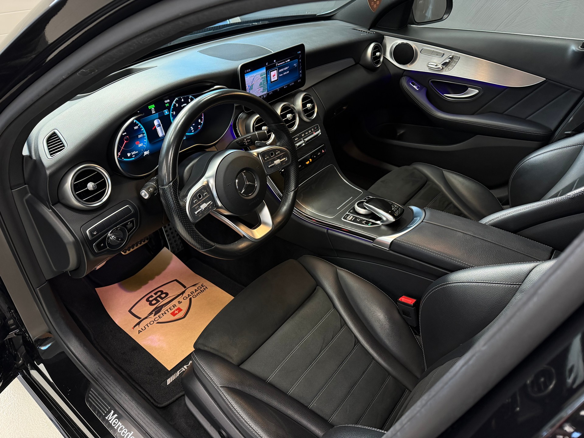 MERCEDES-BENZ C 200 Swiss Star AMG Line 4M 9G-Tronic-image-12