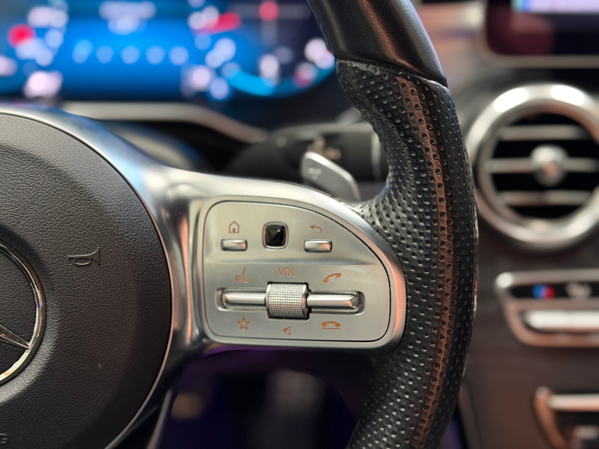 MERCEDES-BENZ C 200 Swiss Star AMG Line 4M 9G-Tronic-image-20