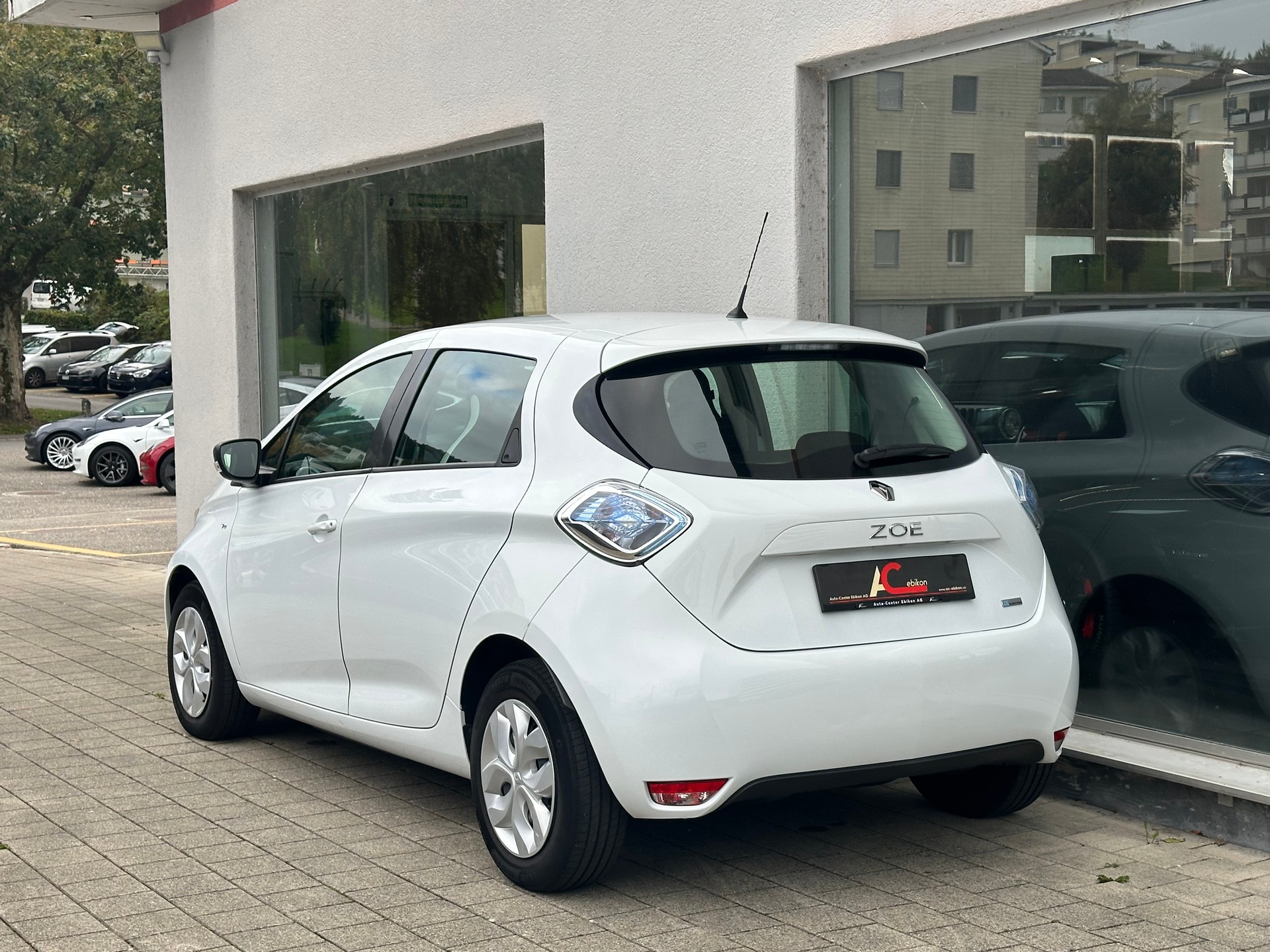 RENAULT Zoe Life Q210 (inkl. Batterie)-image-1