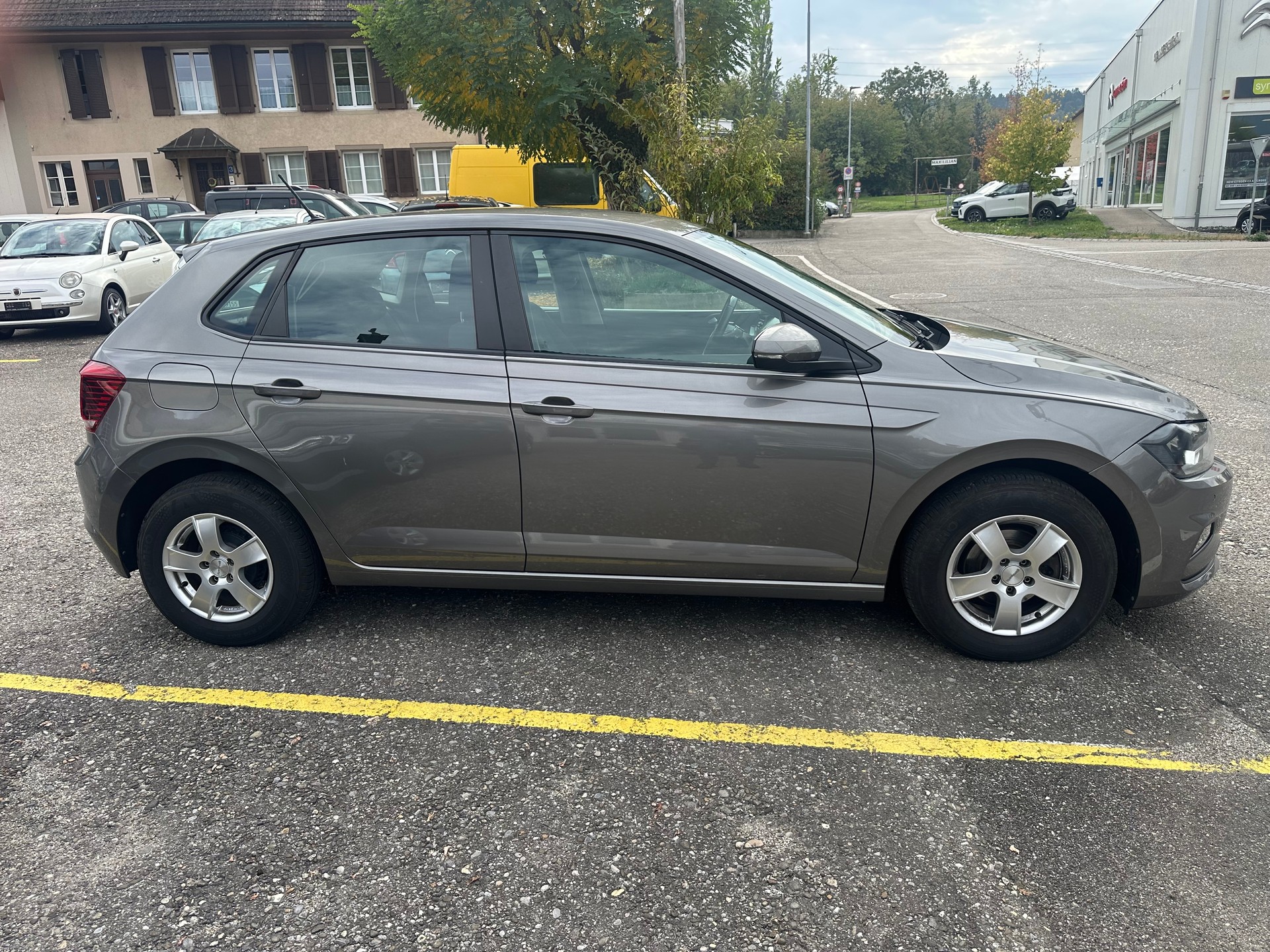 VW Polo 1.0 BMT Trendline-image-3