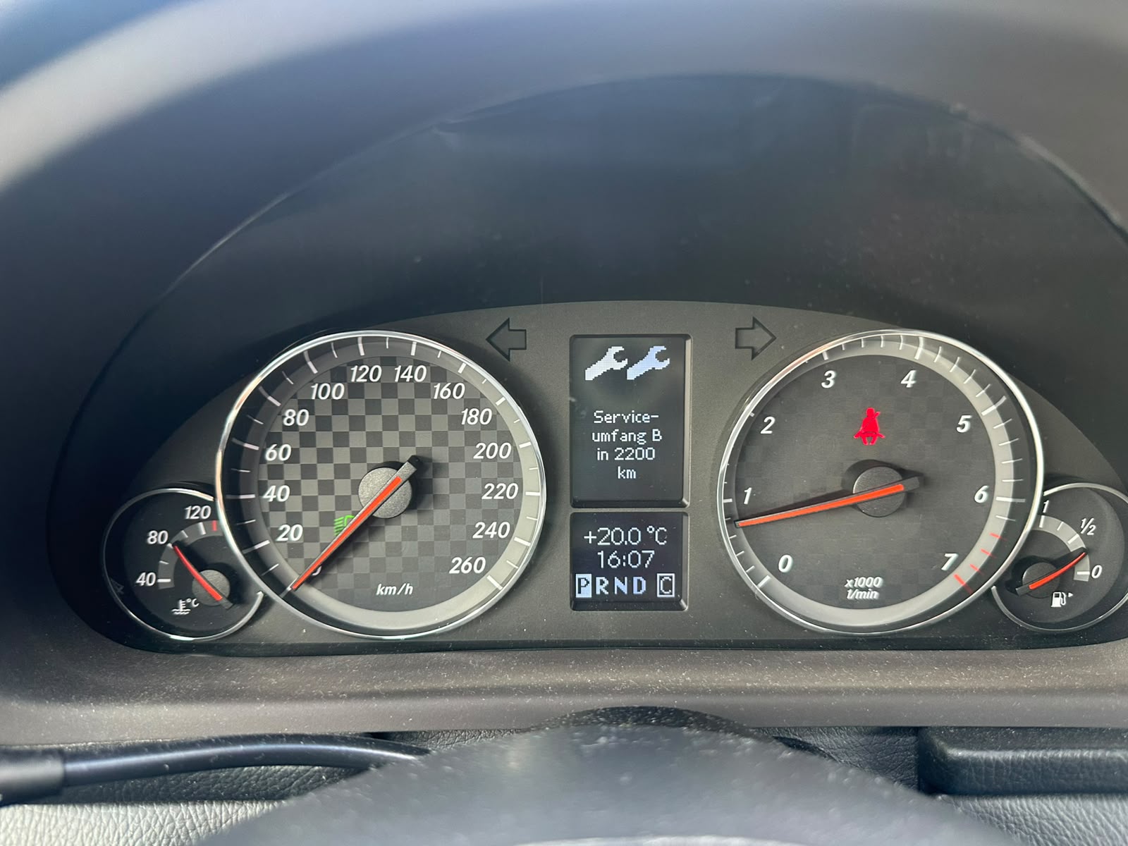 MERCEDES-BENZ CLC 200 Kompressor Automatic-image-22