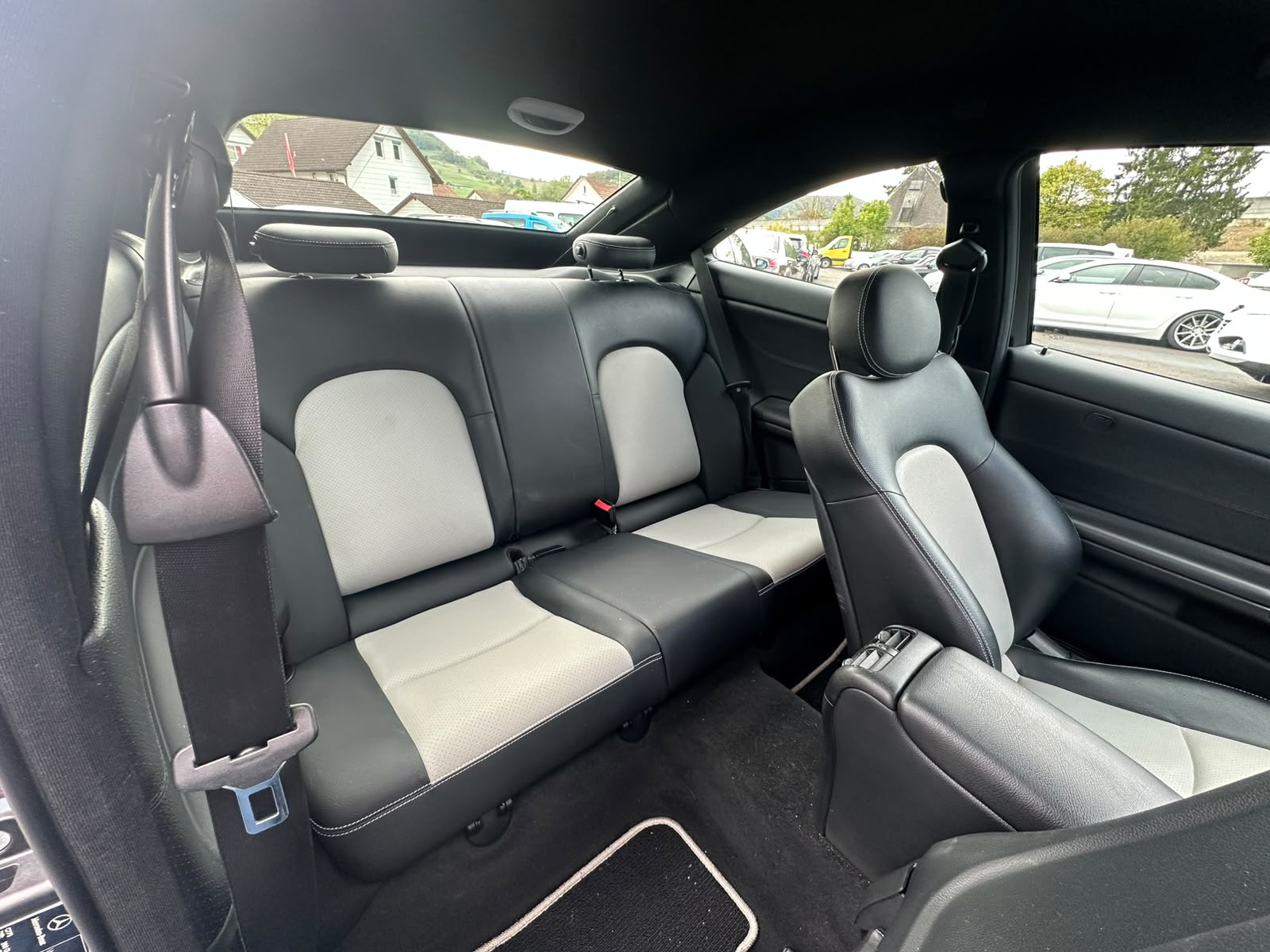 MERCEDES-BENZ CLC 200 Kompressor Automatic-image-12