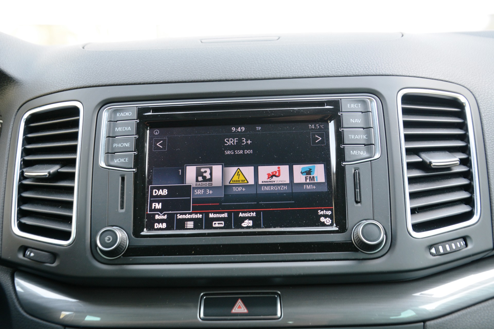 VW Sharan 2.0 TDI BMT Allstar 4Motion DSG-image-9