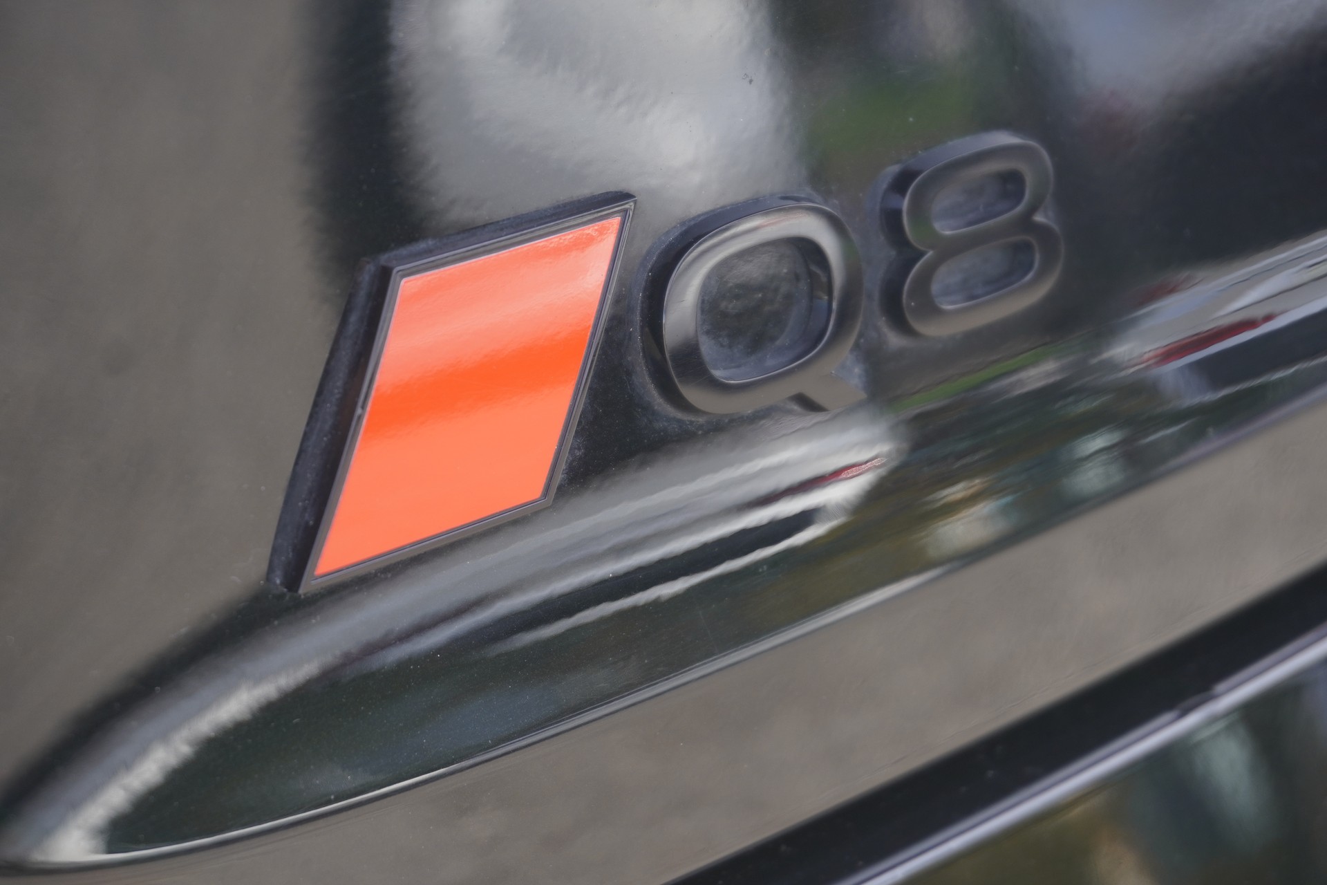 AUDI Q8 55 e-tron Black Edition quattro S-LINE!!!-image-42