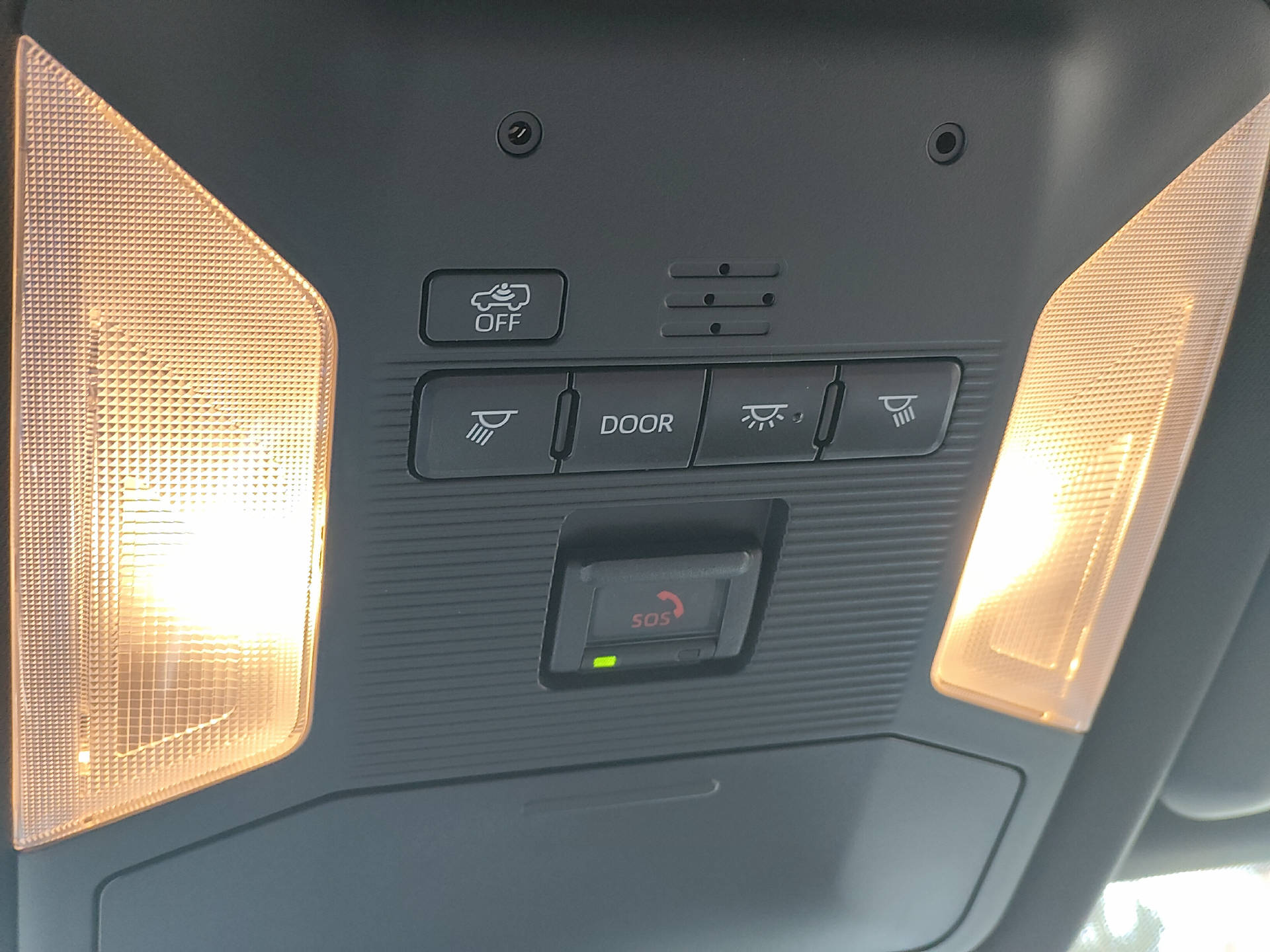 SUZUKI Across 2.5 PHEV Compact Top 4x4-image-6
