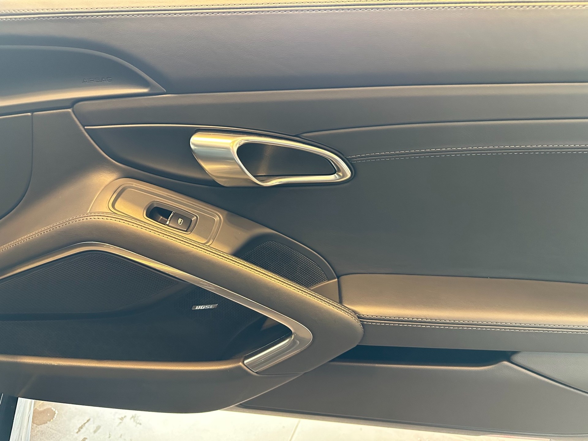 PORSCHE 718 Cayman GTS 4.0-image-16