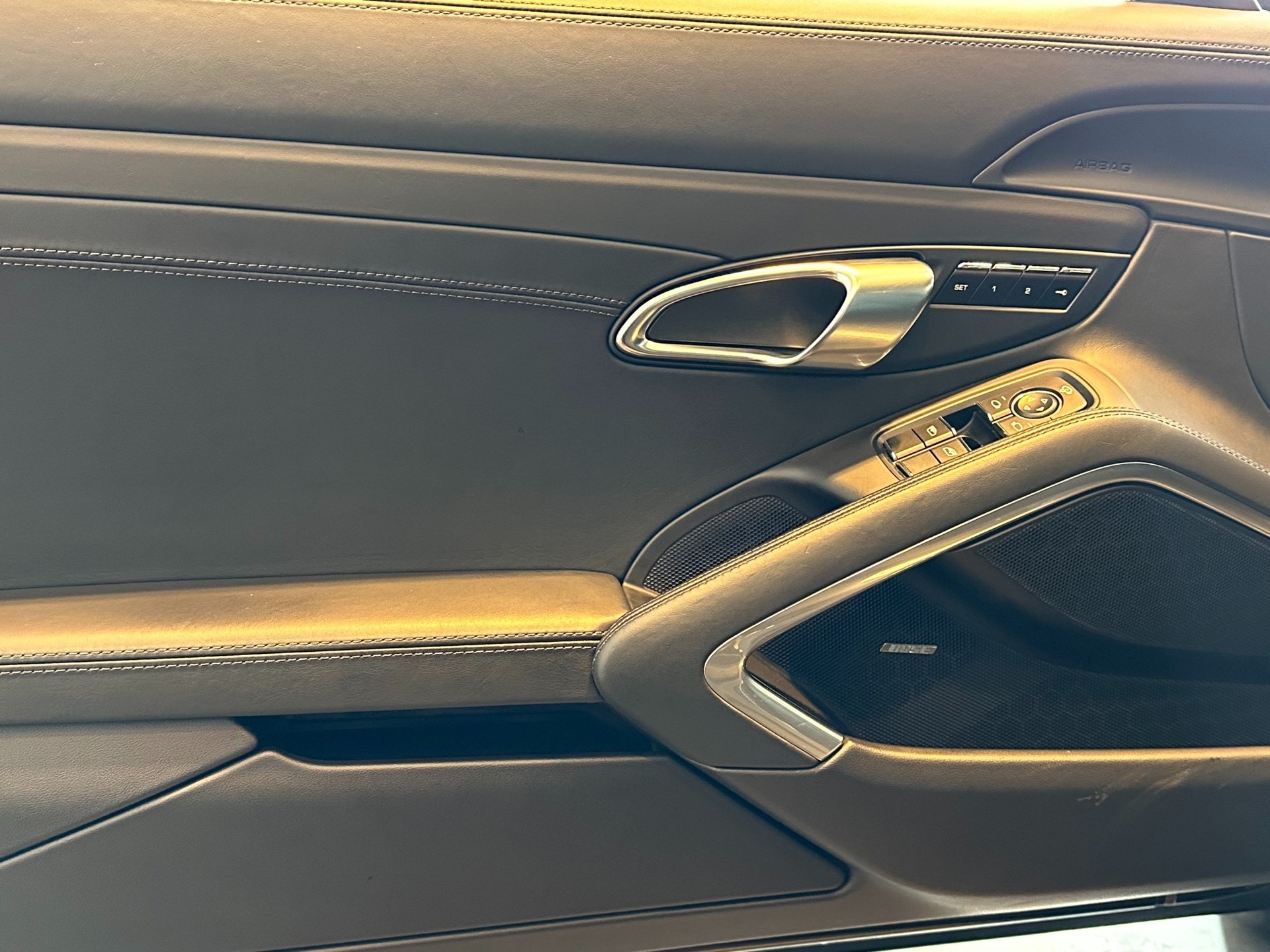 PORSCHE 718 Cayman GTS 4.0-image-15